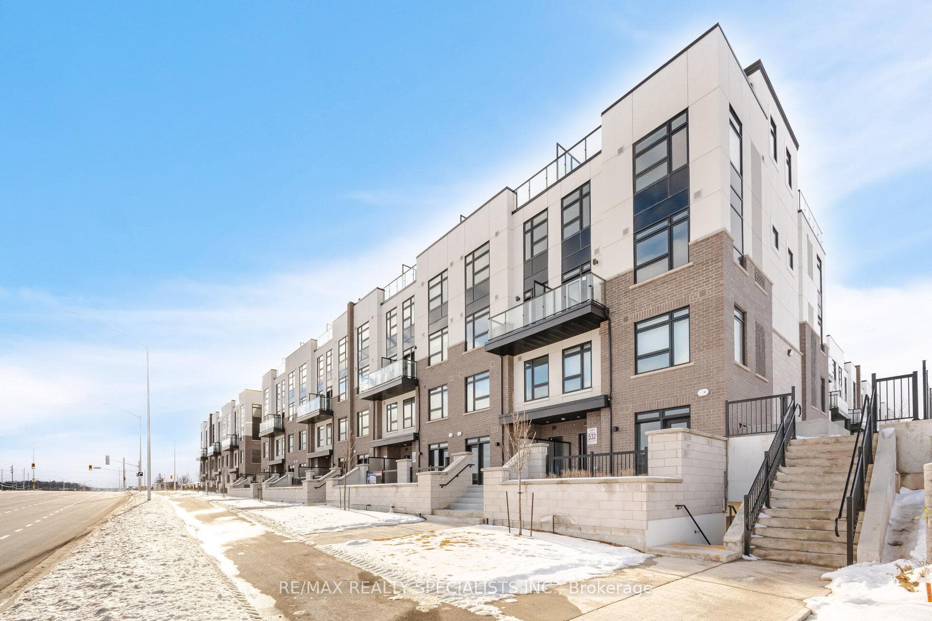 1581 Rose Way Unit 116 photo 40