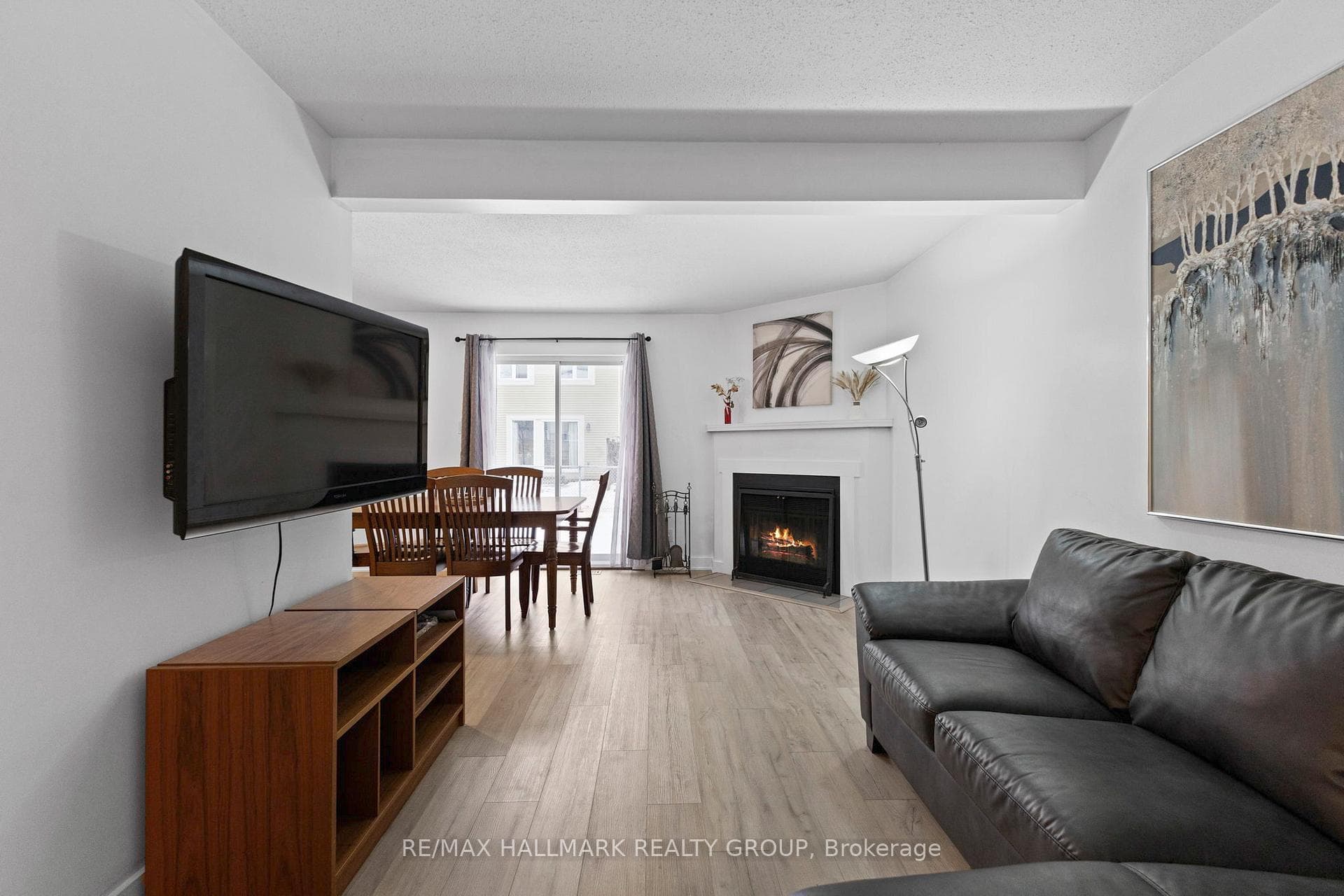 463 Canotia Place photo 3