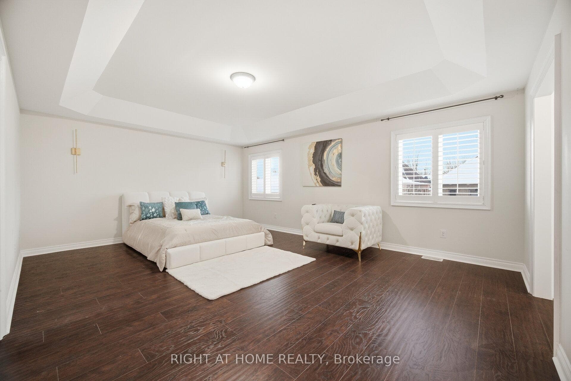 48 Cannington Crescent photo 26