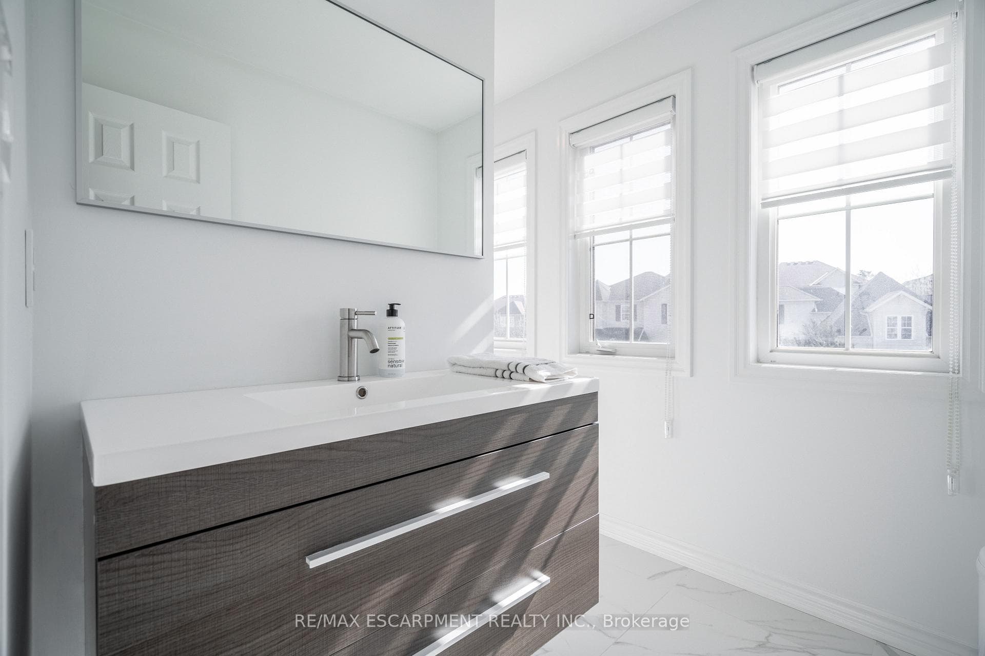 80 Montreal Circle photo 28