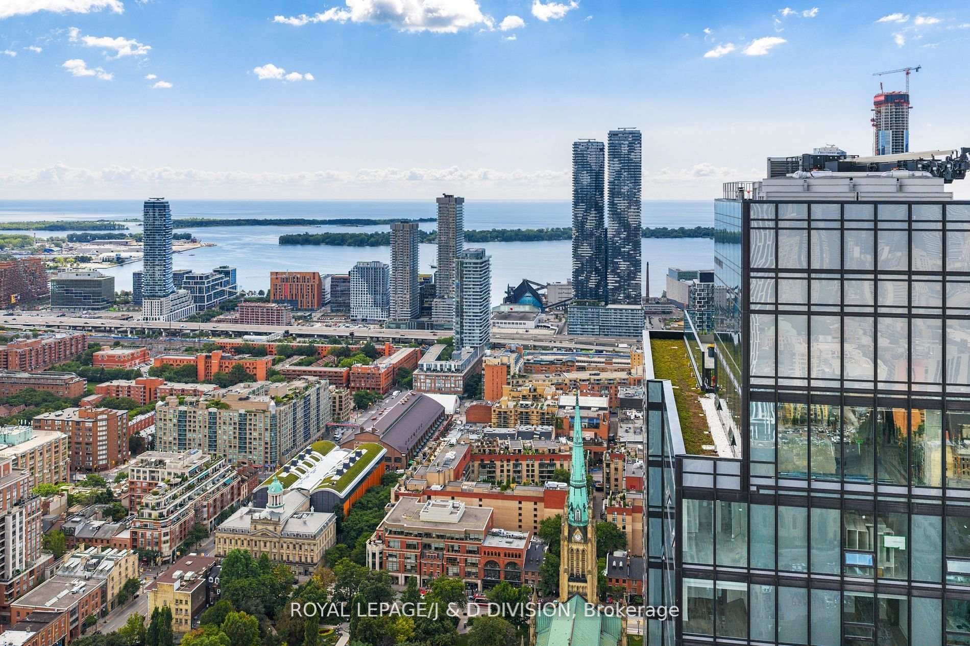 Spectacular south-east City & Lake views