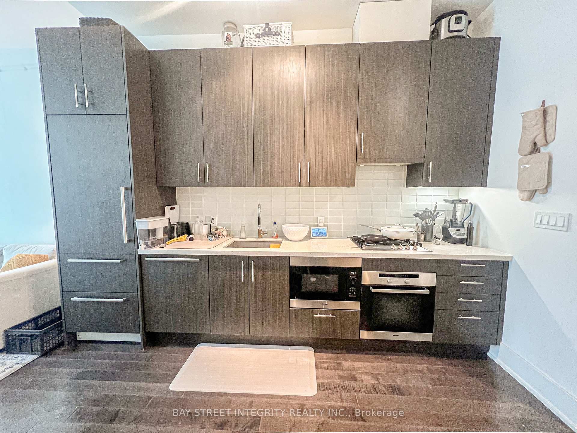 39 Queens Quay Unit 1115 photo 6