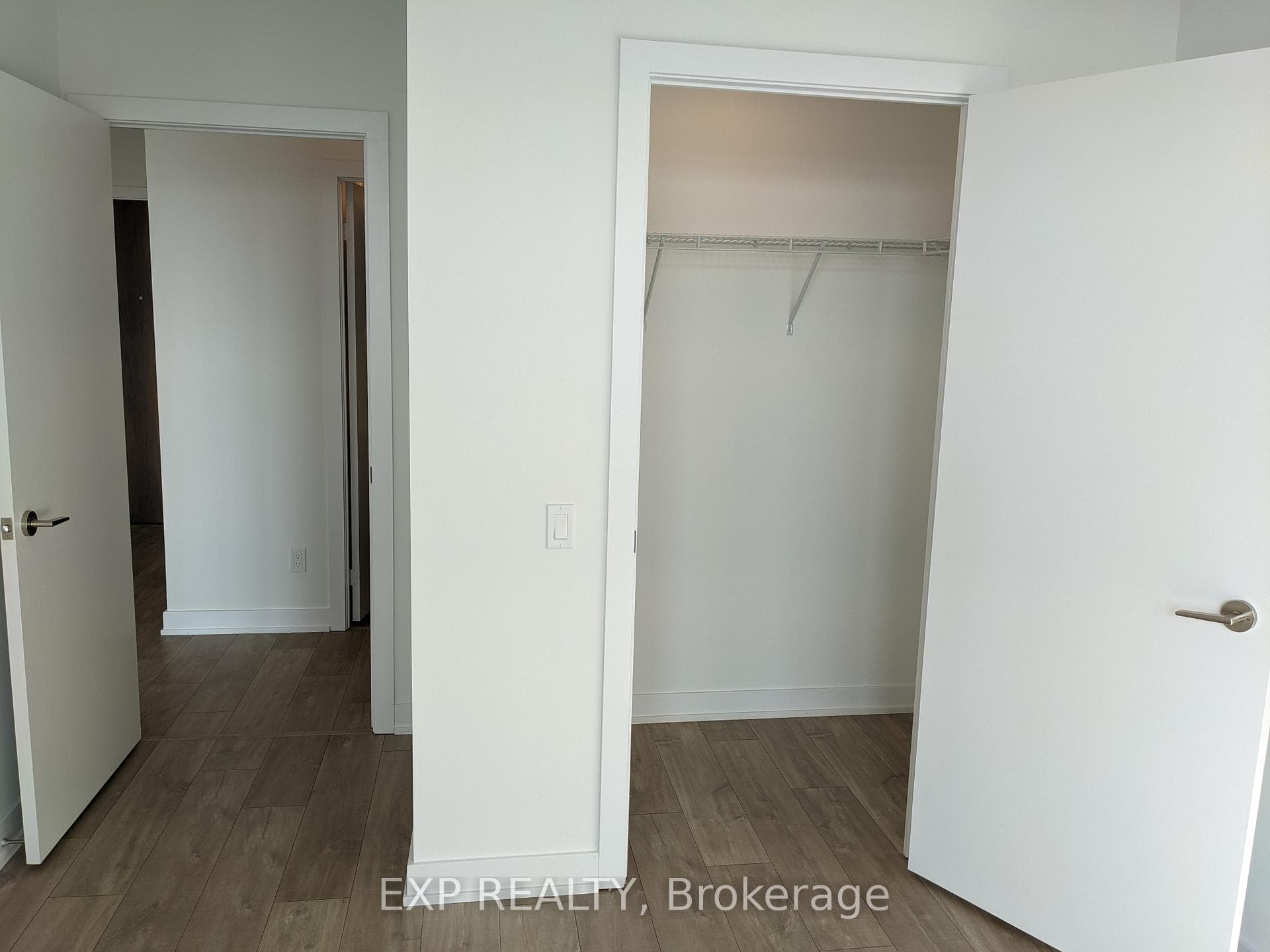251 Manitoba Street Unit 1505 photo 23