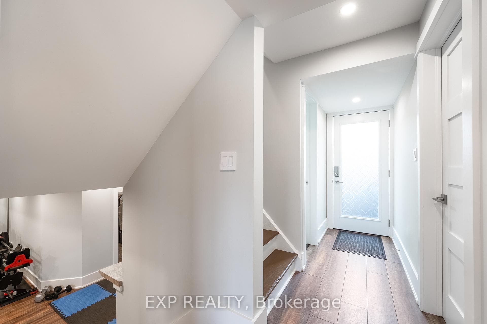 2758 Portage Road photo 22