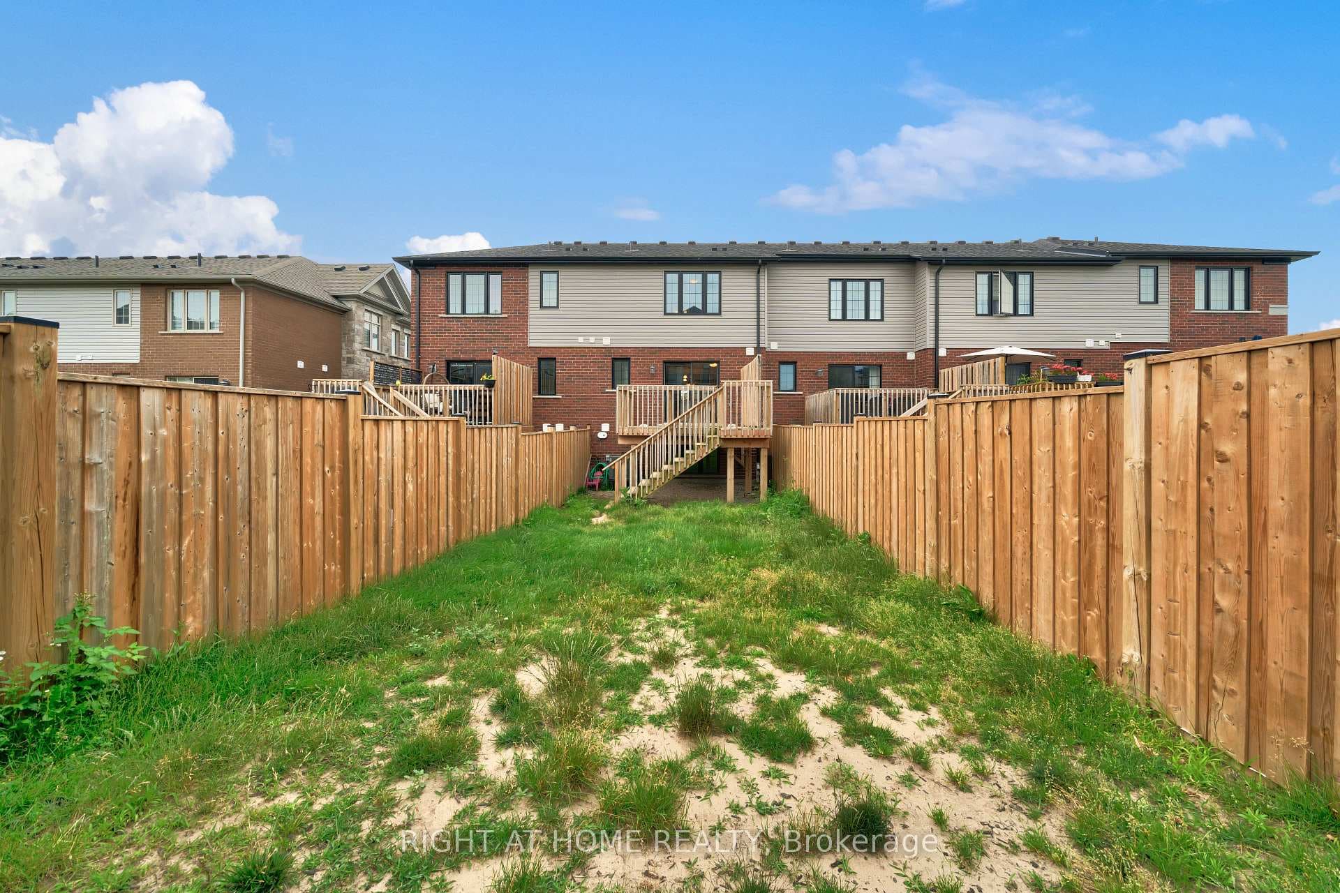 9 Ridgemount Street photo 32