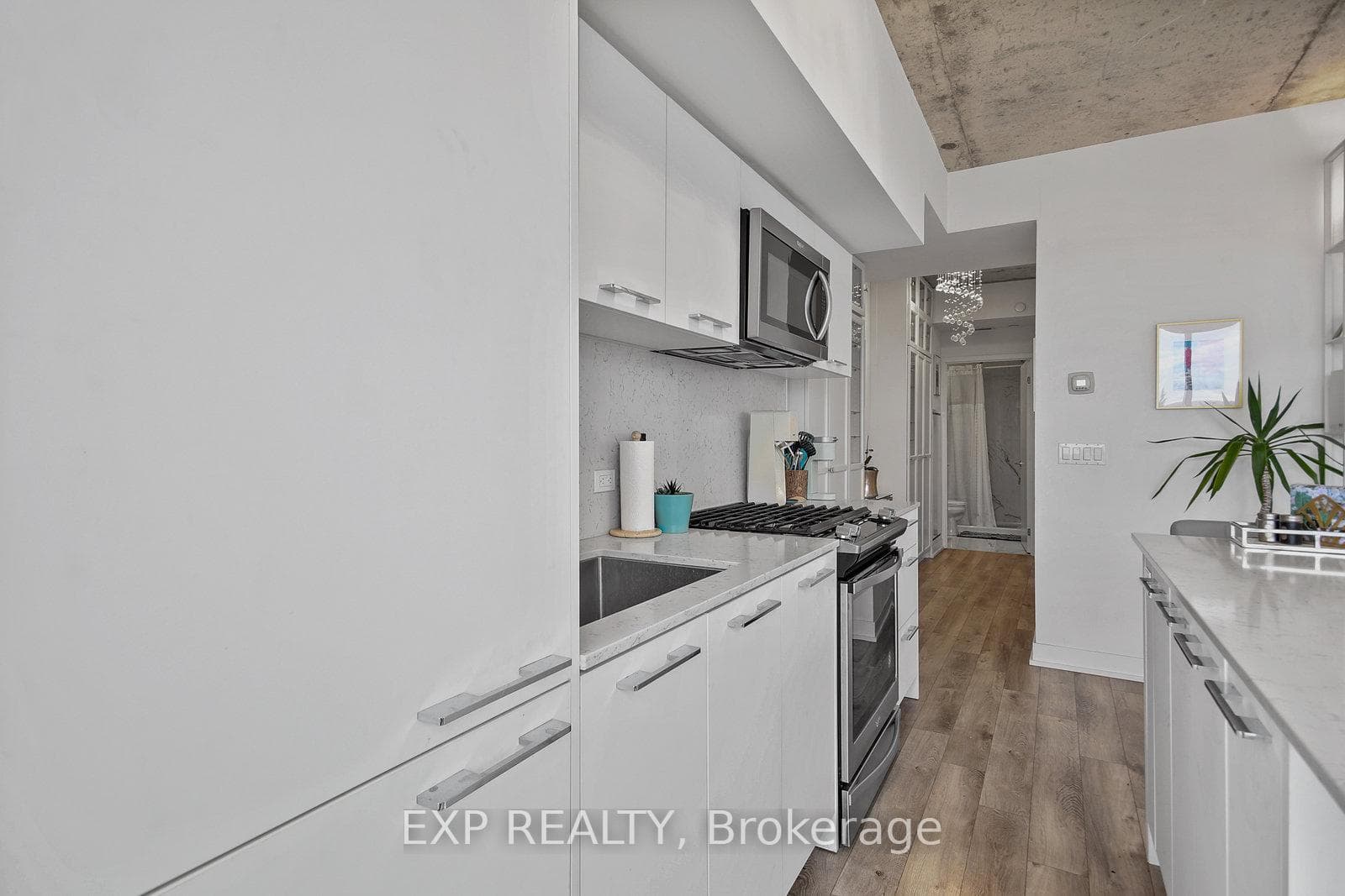 25 Baseball Place Unit 1301 photo 8