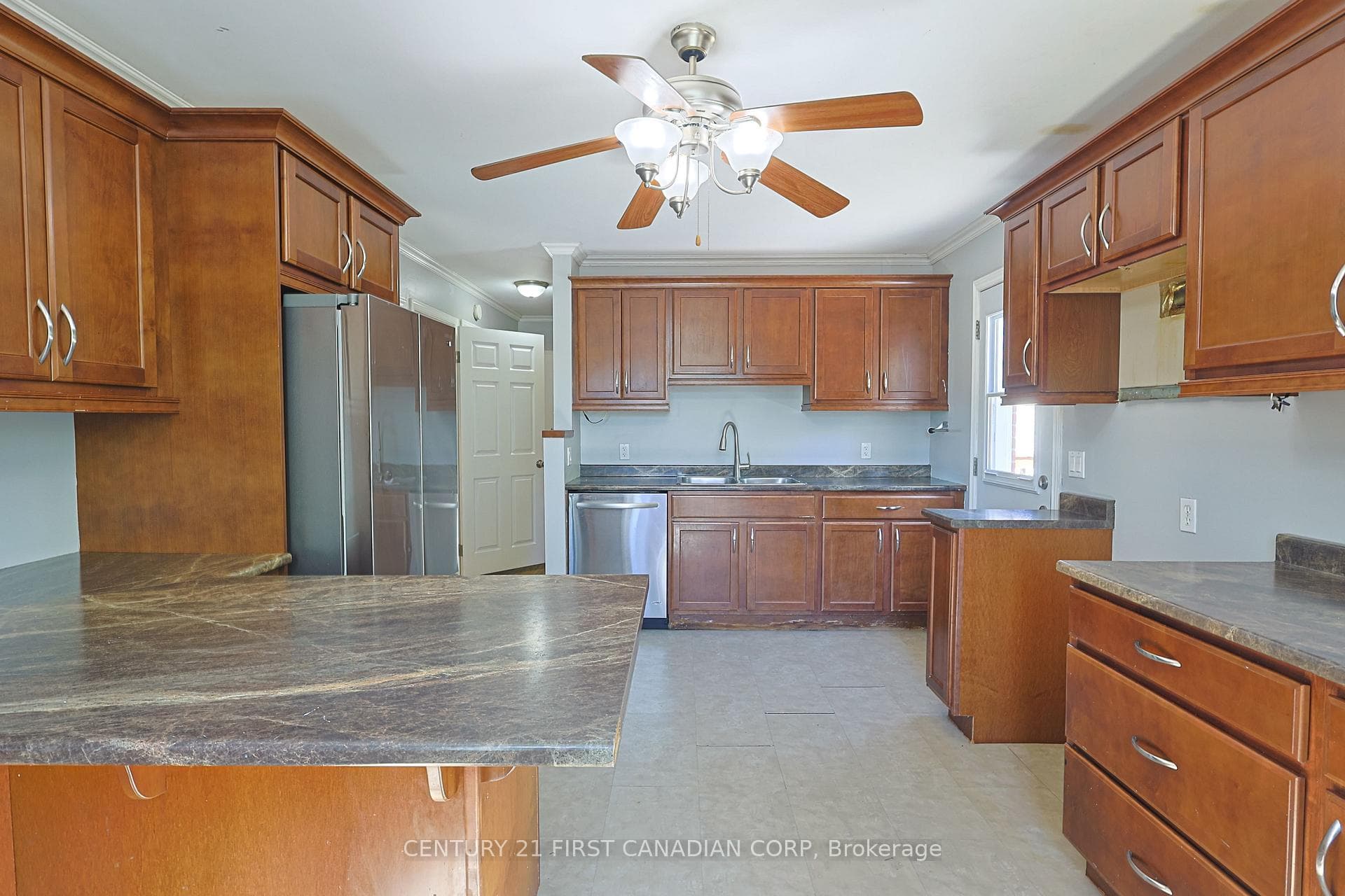 1218 Hamilton Road photo 7