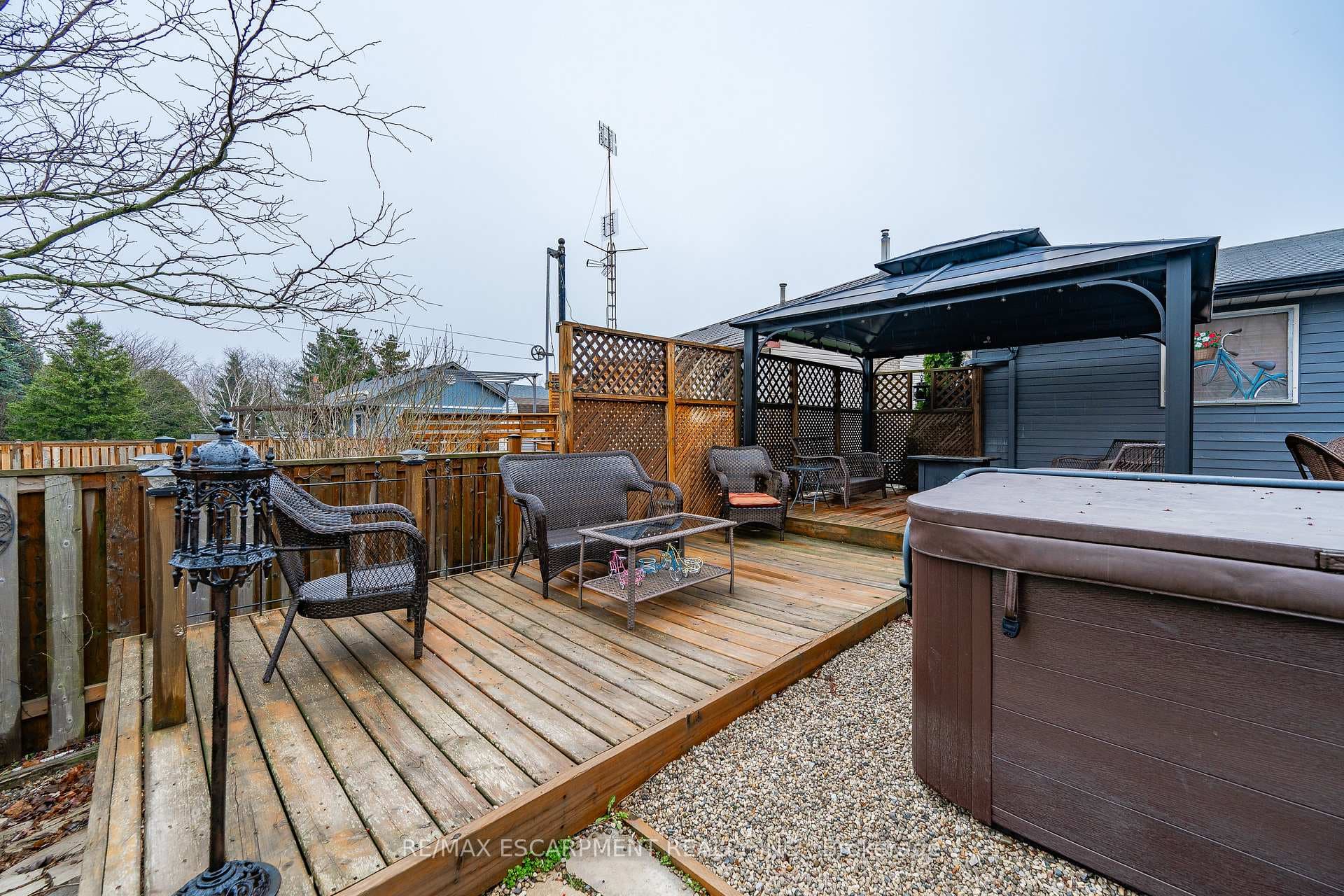 294 Morrison Drive photo 37