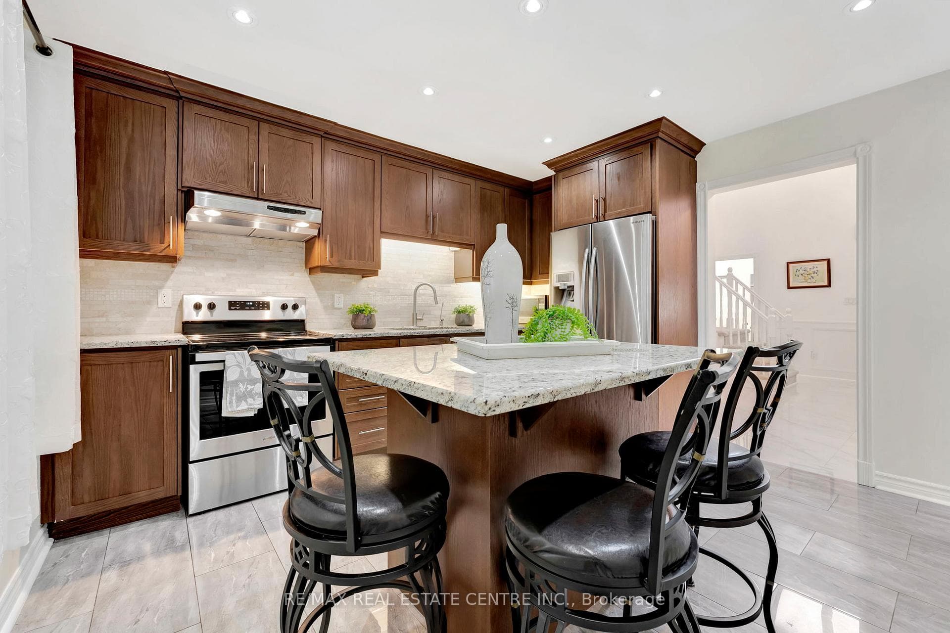 139 Kitchener Road photo 10