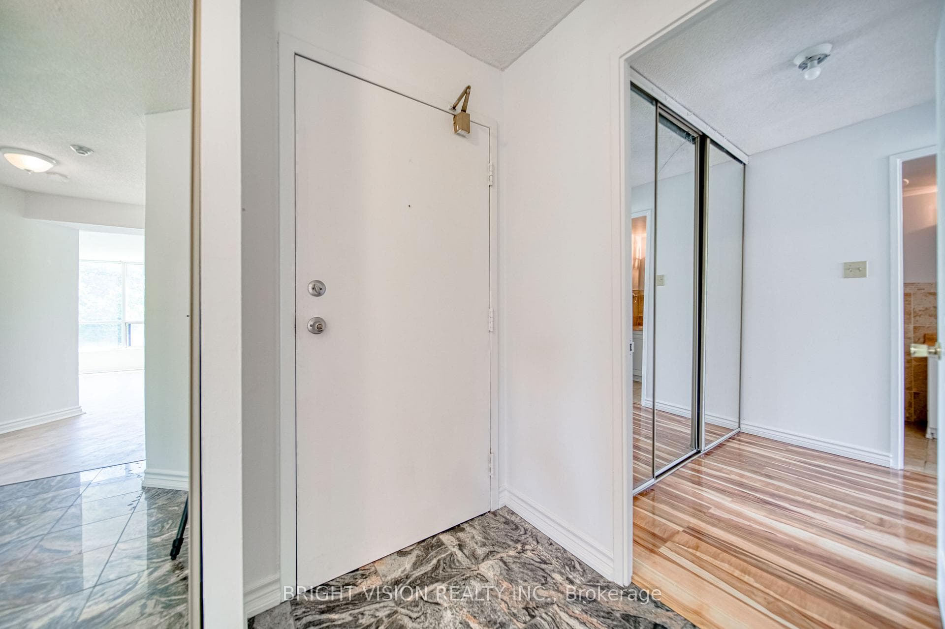 3050 Ellesmere Road Unit 614 photo 6