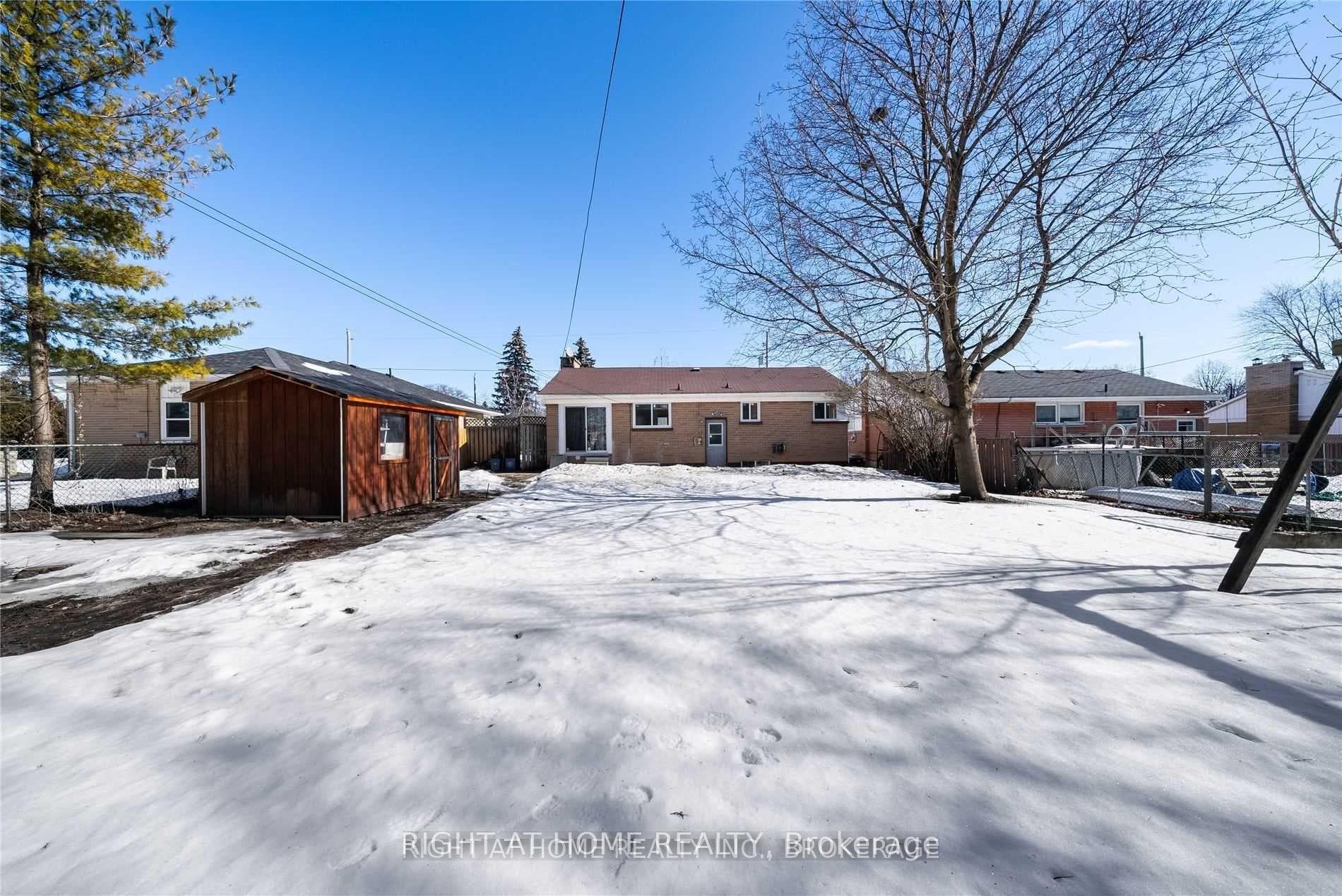 622 Fernhill Boulevard photo 17