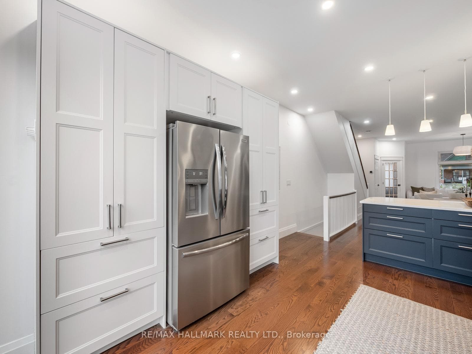 16 Bain Avenue photo 17