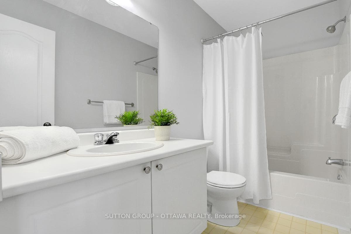 94 Crampton Drive photo 29