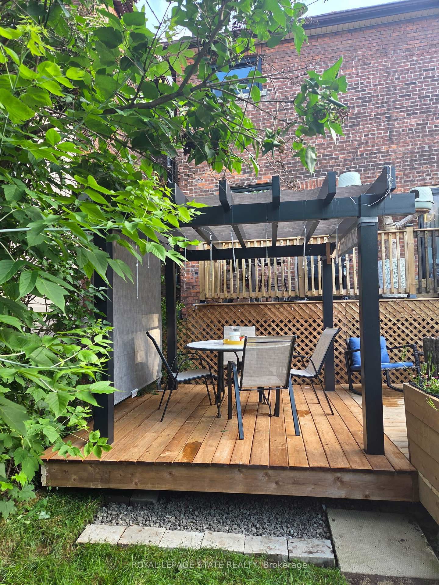 361 Cumberland Avenue photo 43
