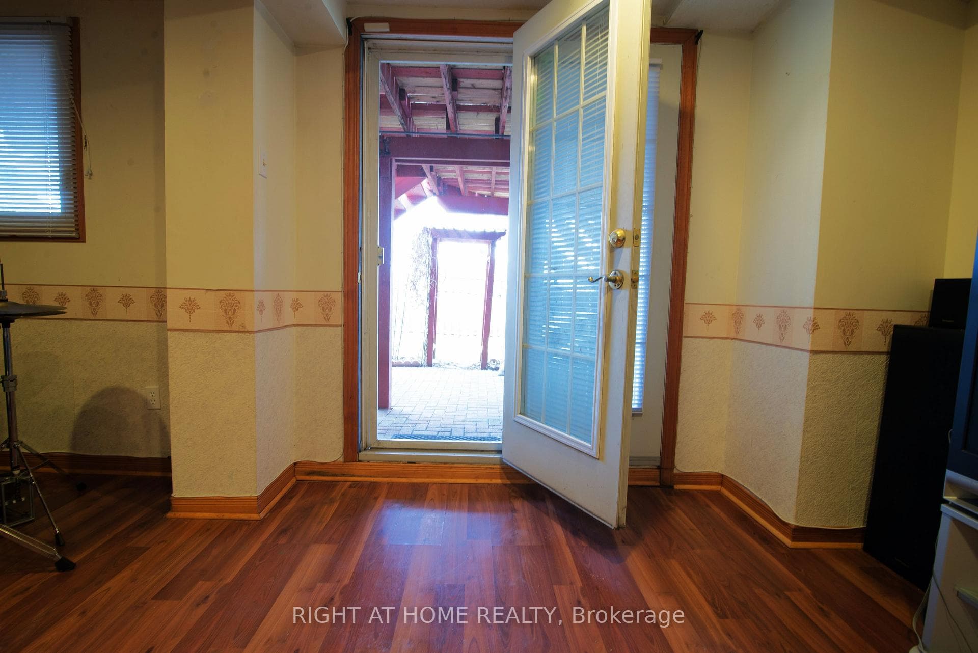 12 Knapton Avenue photo 27