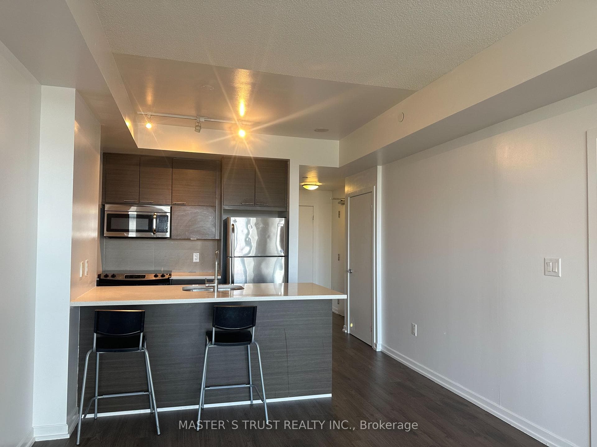 66 Forest Manor Road Unit 1613 photo 14