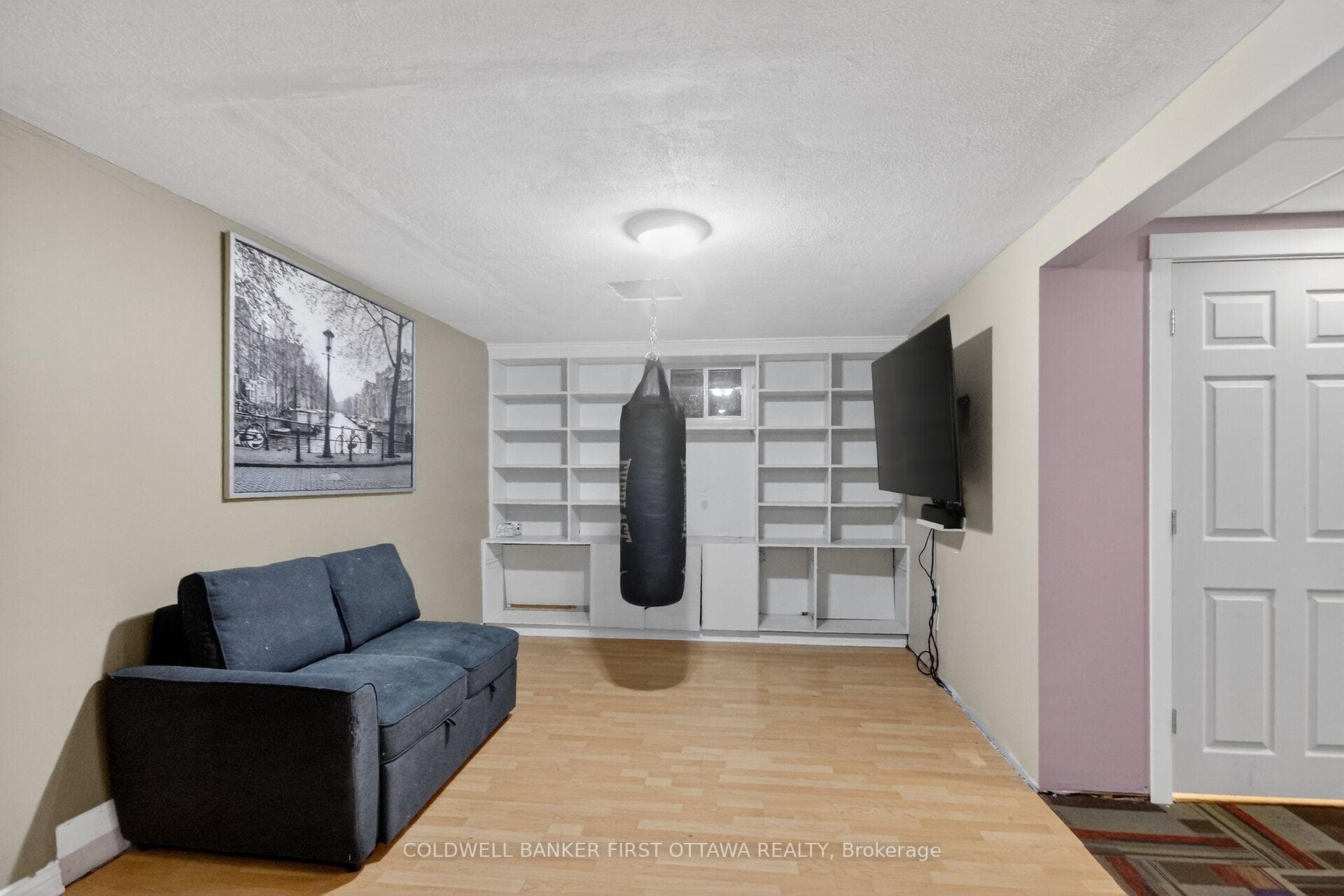 8 Arnold Drive Unit C photo 19