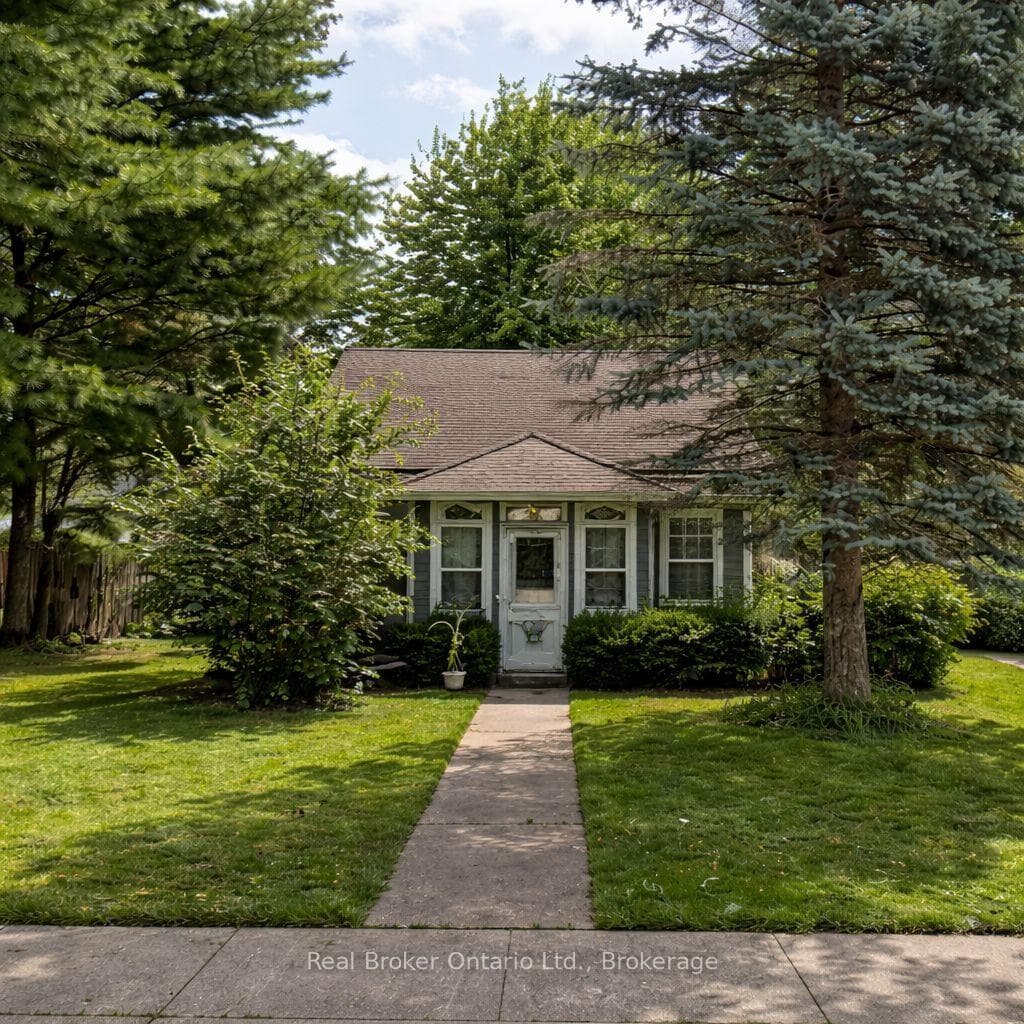 515 AINLEY Street photo 1