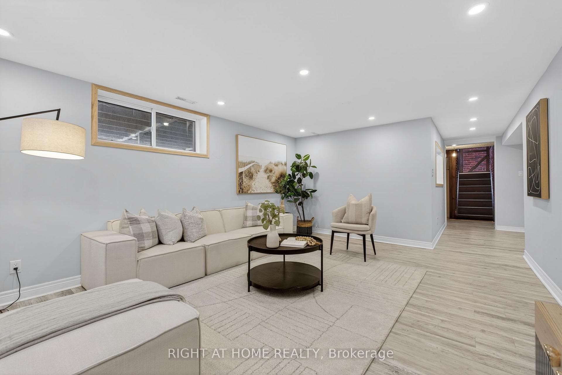 30 Ptarmigan Crescent photo 18