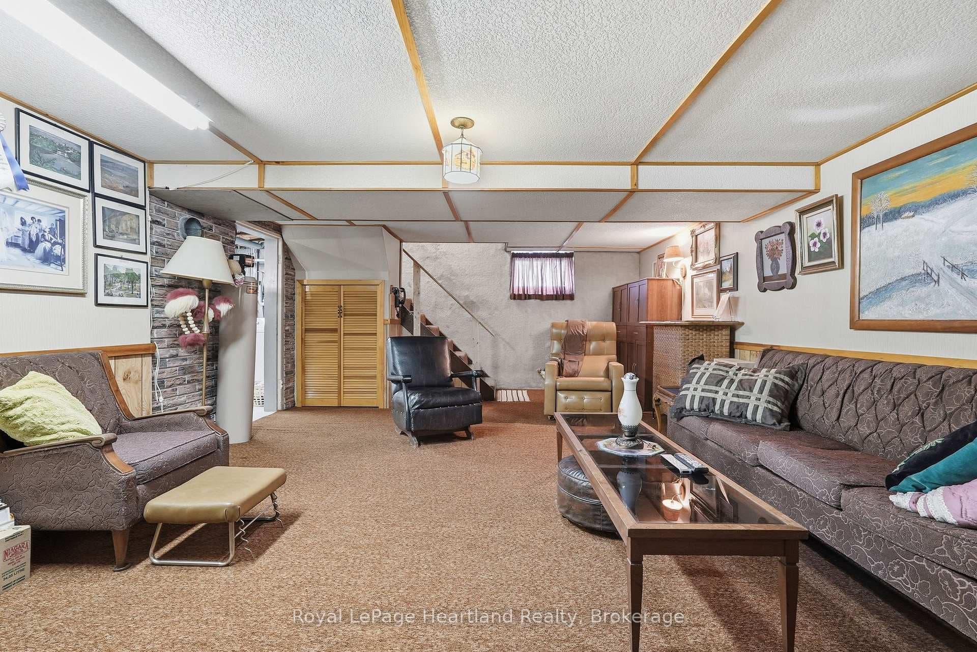 57 Elora Street photo 37
