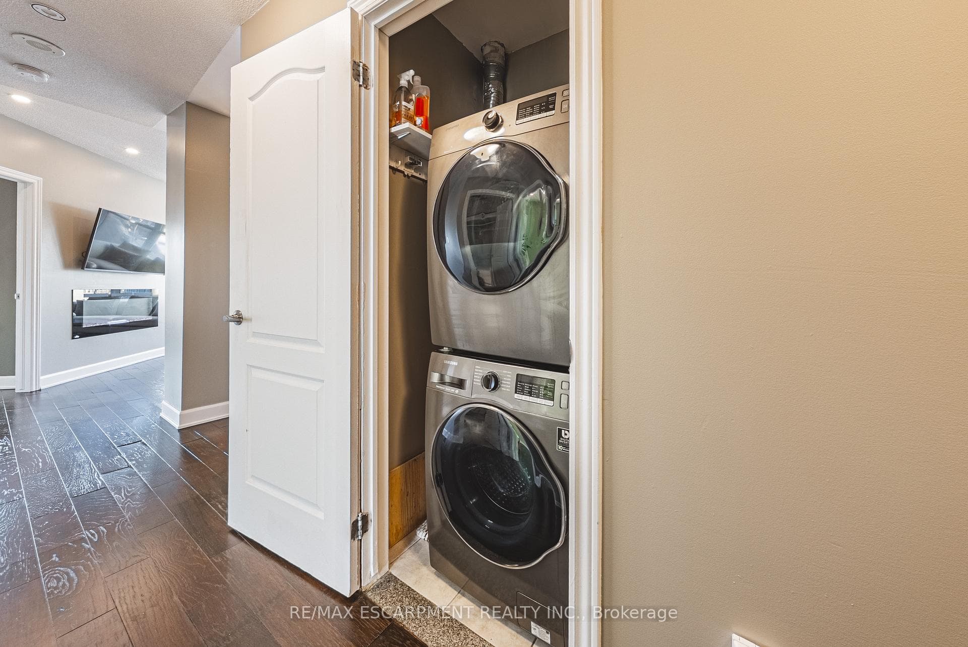 135 James Street Unit 1014 photo 20