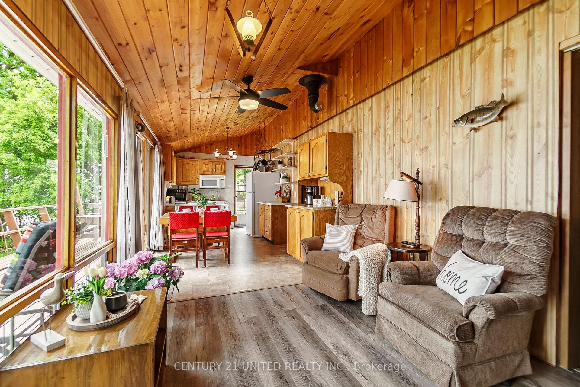 37 Lakeshore Road photo 20