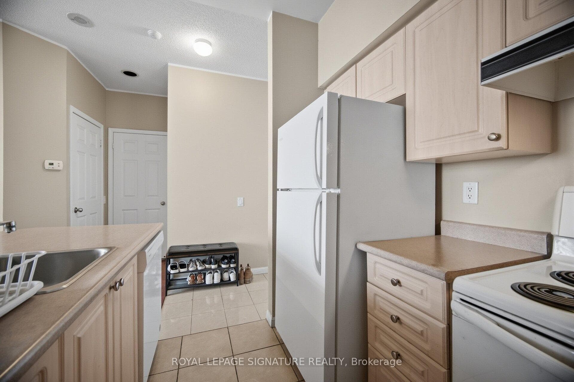 153 Beecroft Road Unit PH109 photo 9