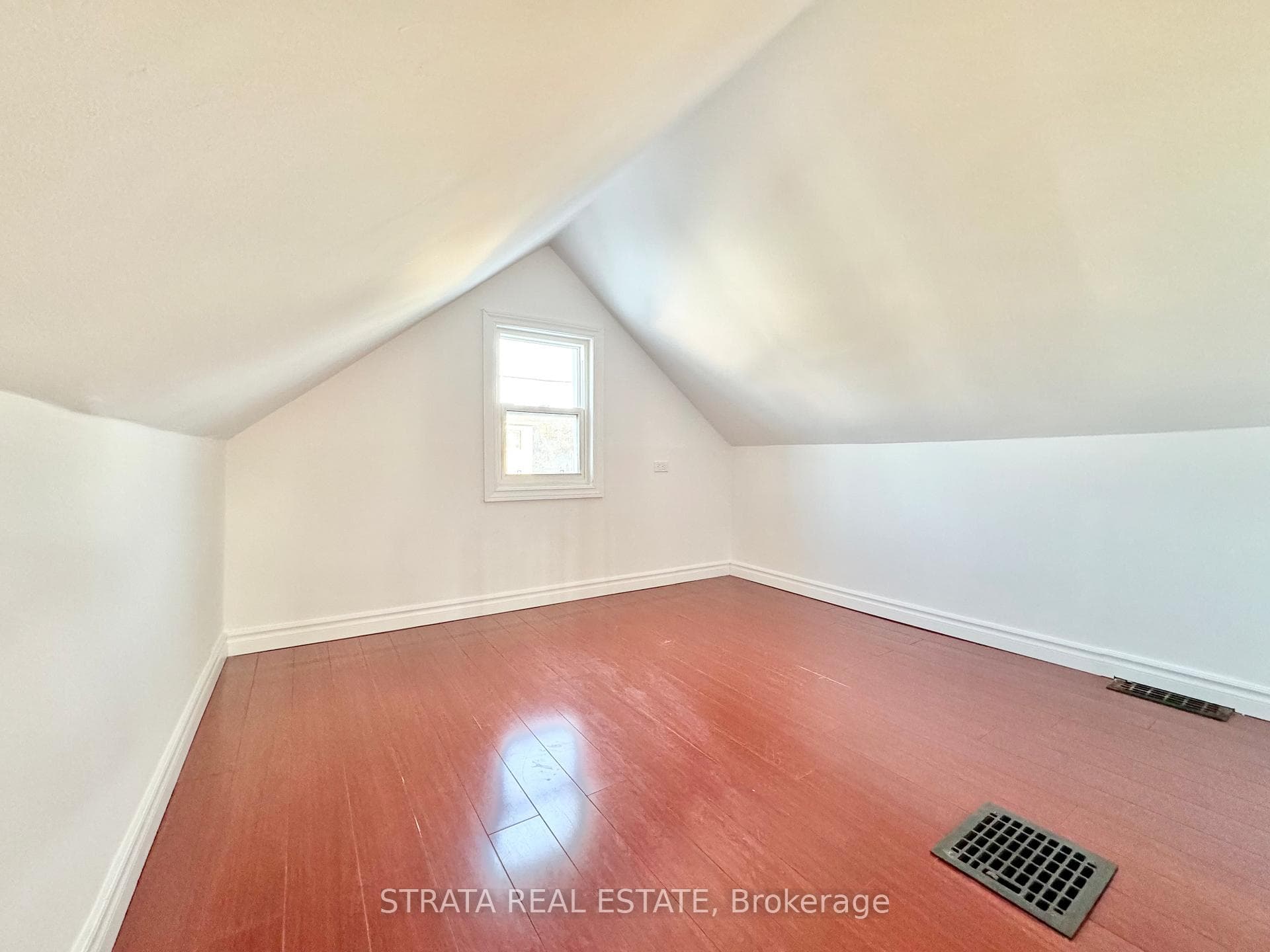 32 Wanstead Avenue Unit MAIN photo 18