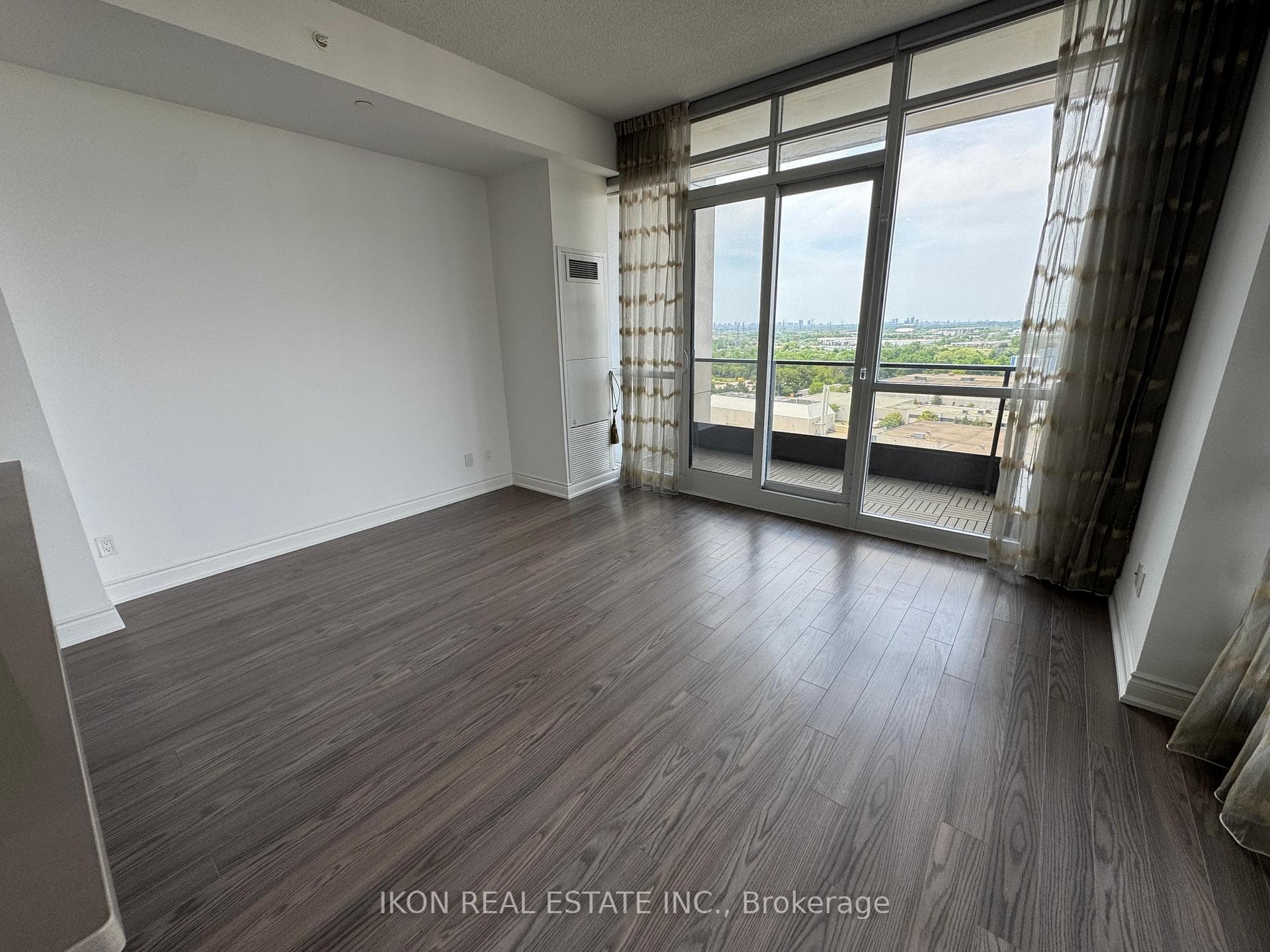 89 South Town Centre Boulevard Unit 1707 photo 9