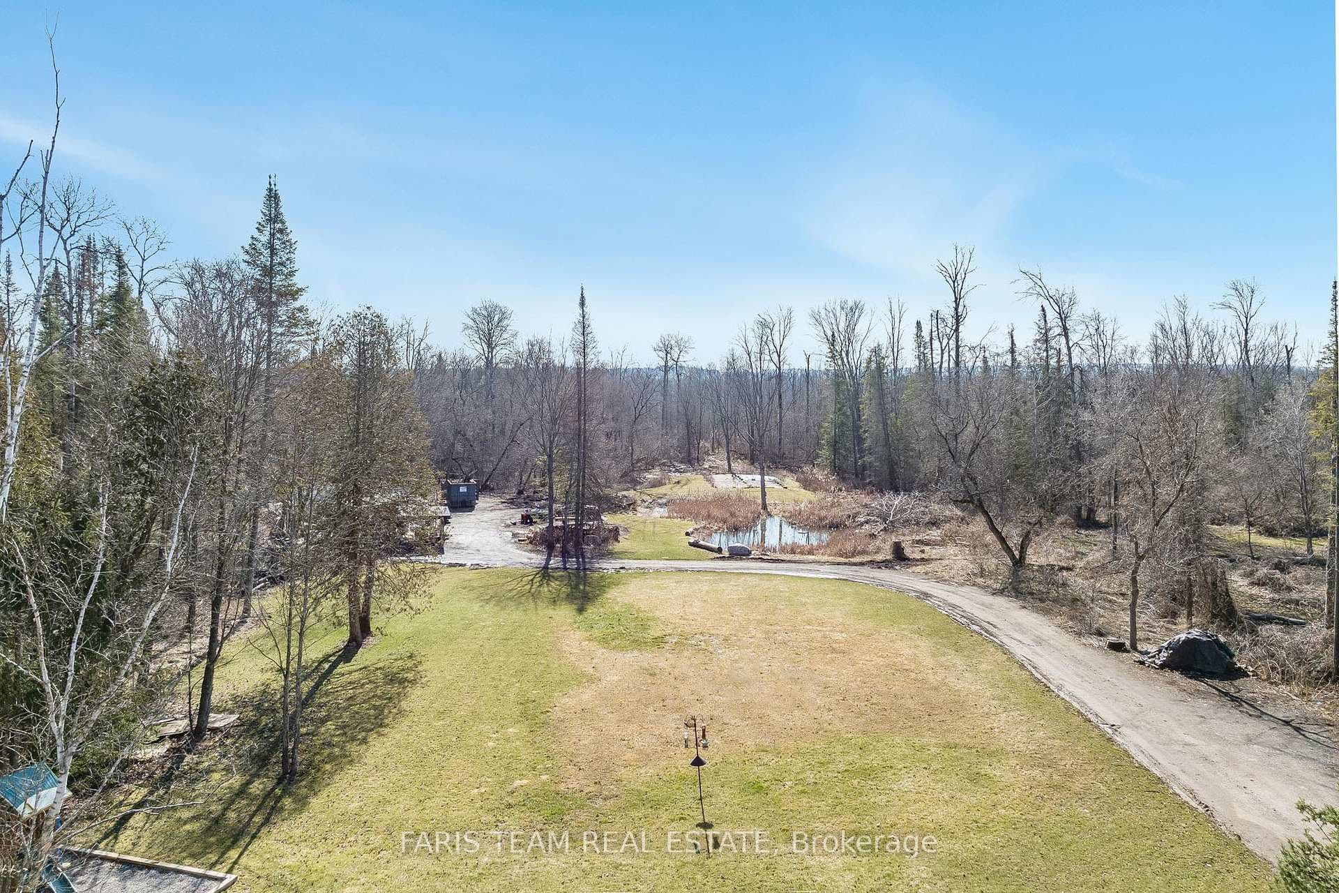 1507 Hendrie Road photo 37