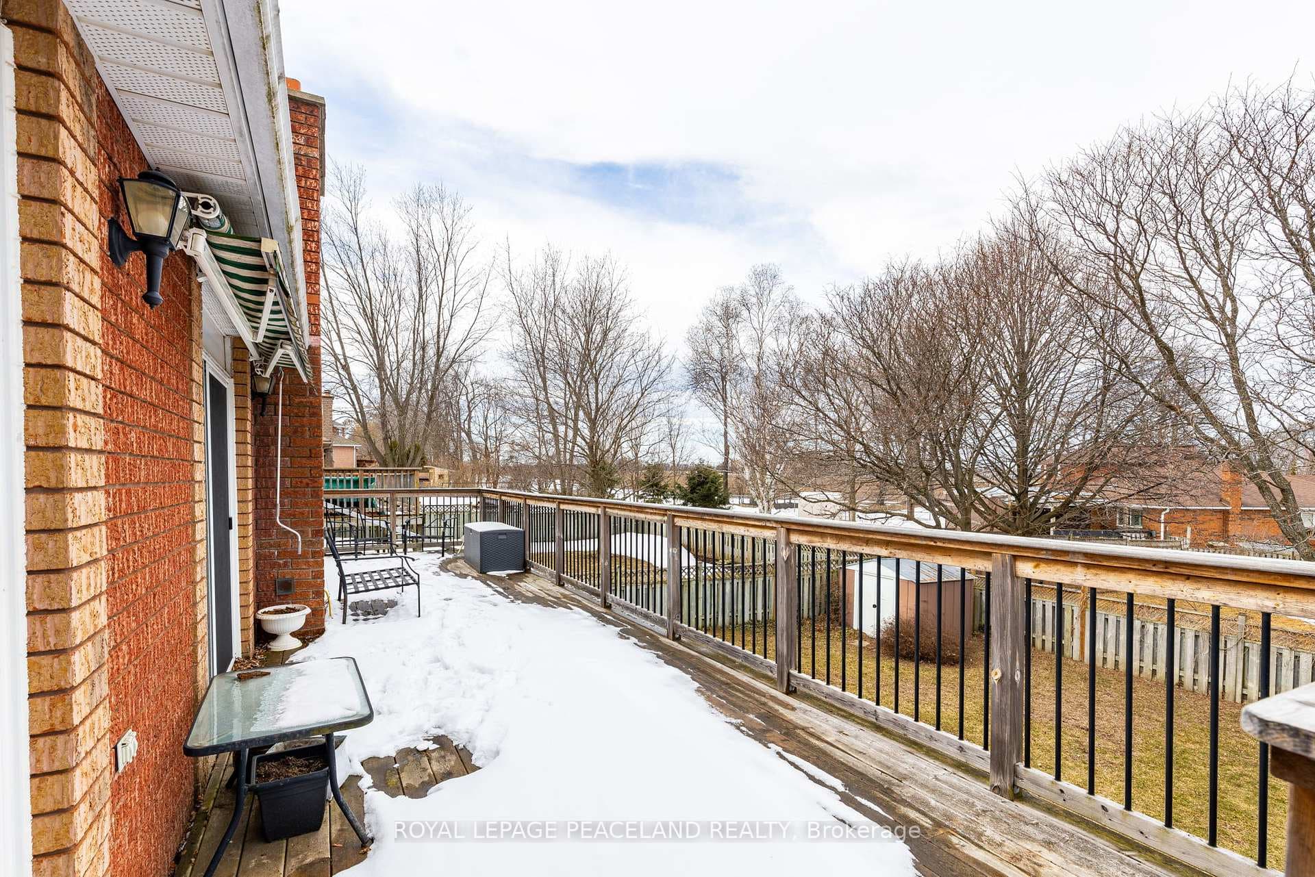 284 Livingstone Street photo 39