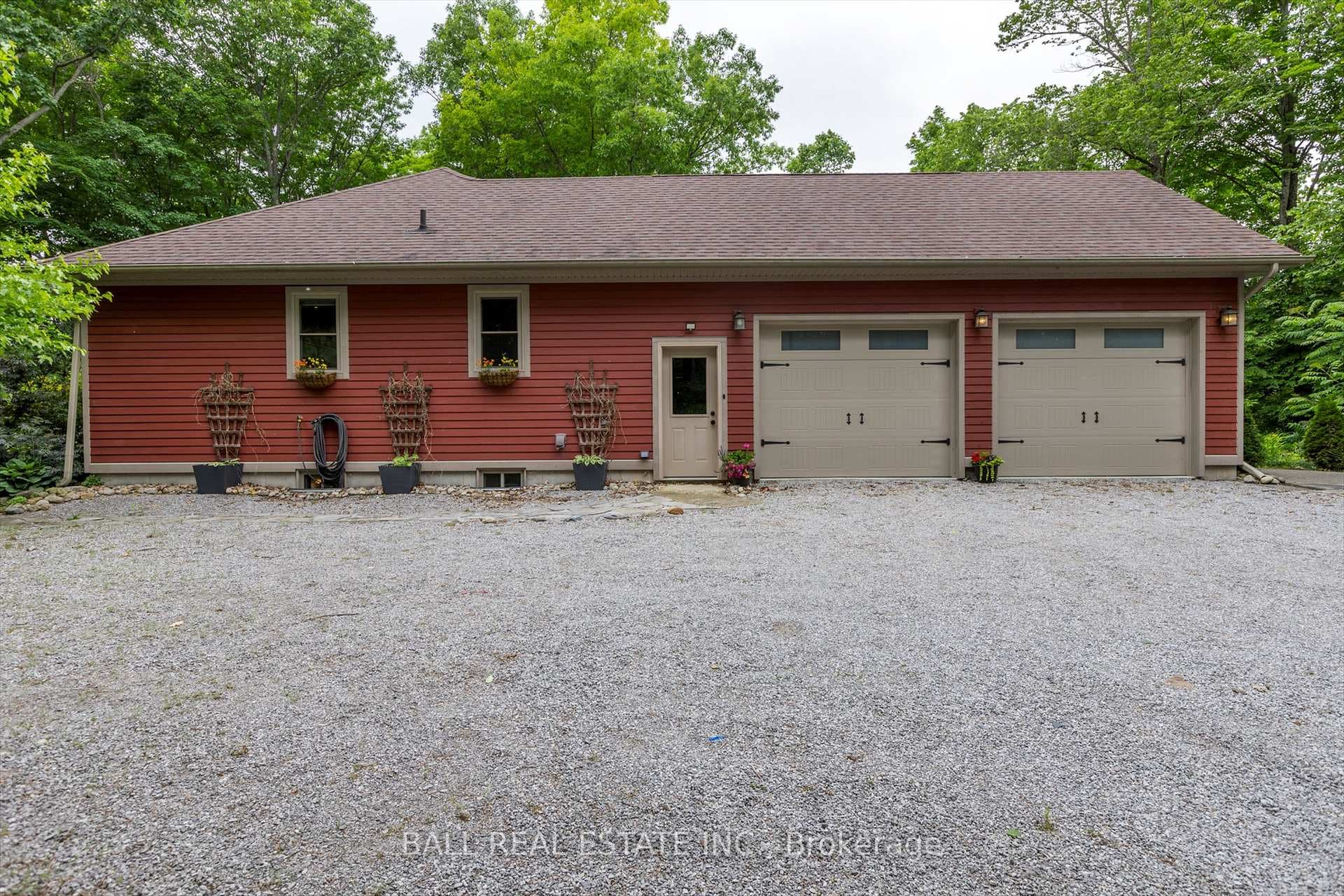 2751 Fitzpatrick Drive photo 30