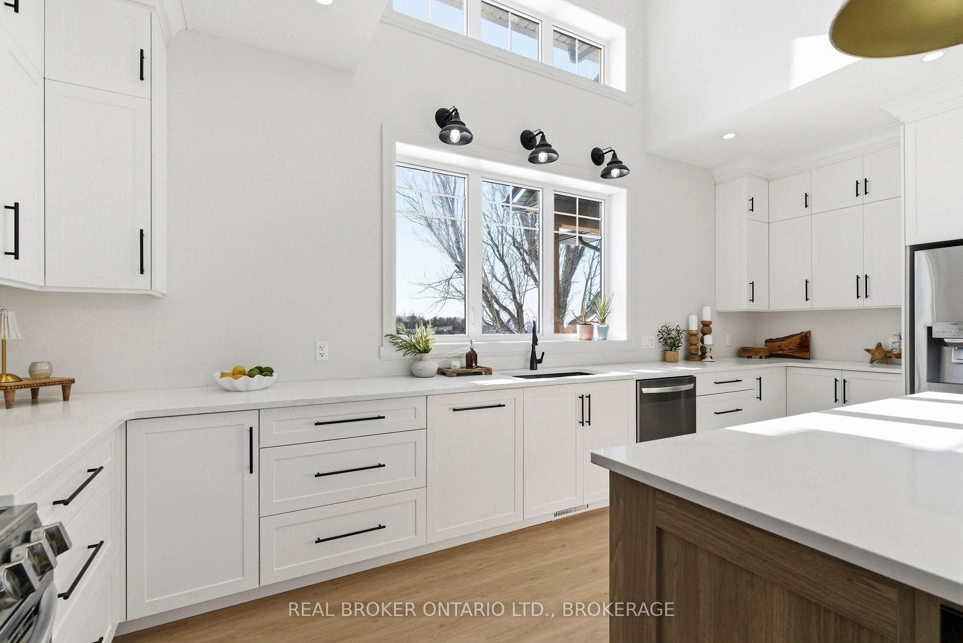 16119 Eamer Road photo 10
