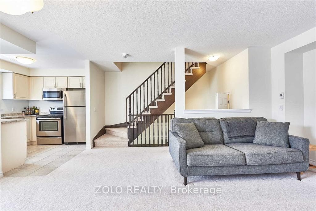 56 Nearco Crescent photo 10