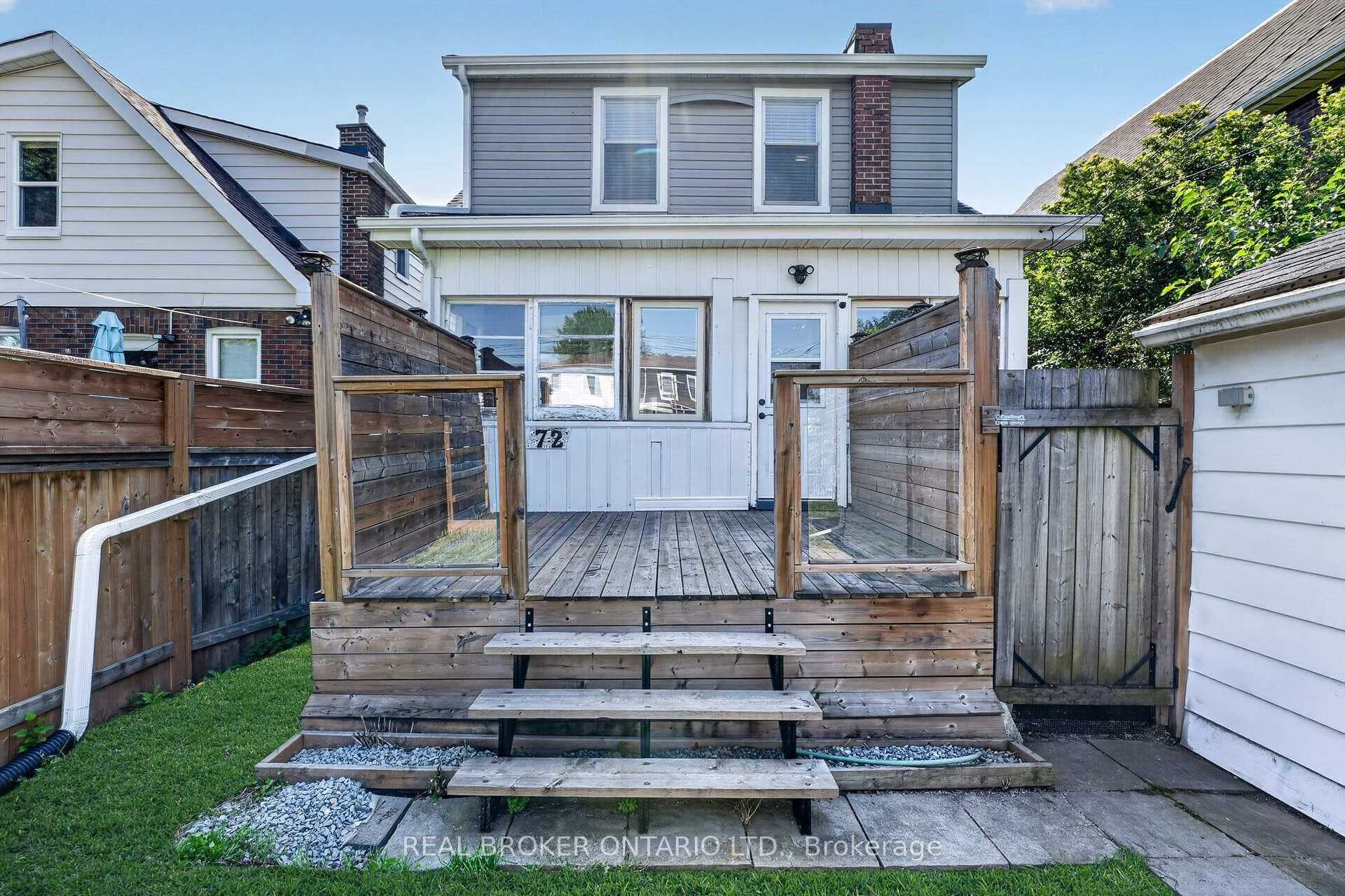 72 Houghton Avenue photo 30