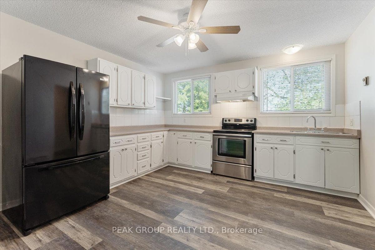 4386 Drummond Road Unit 2 photo 7
