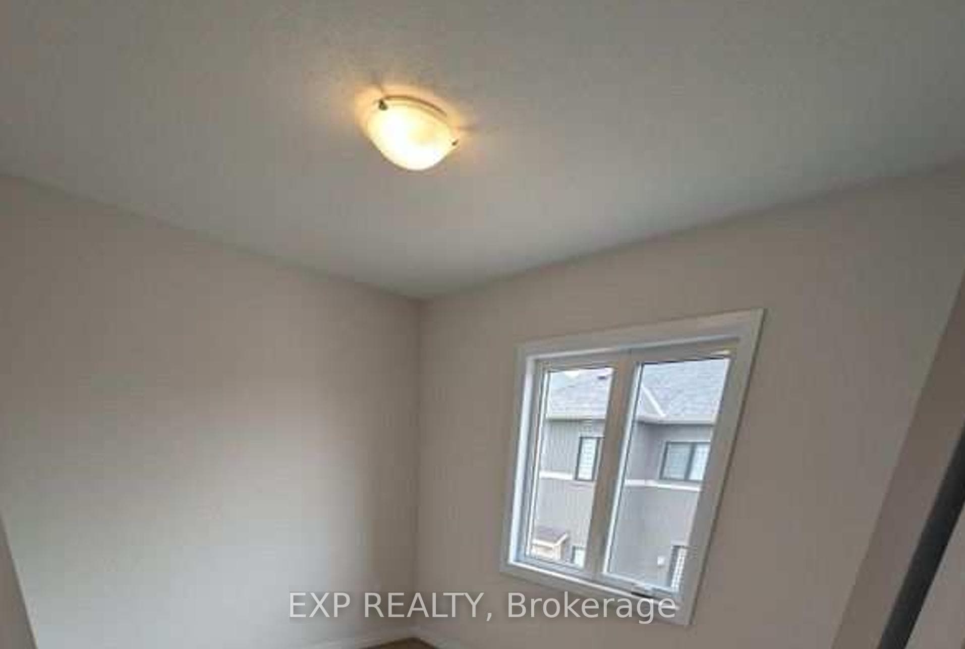 102 Waters Way photo 13