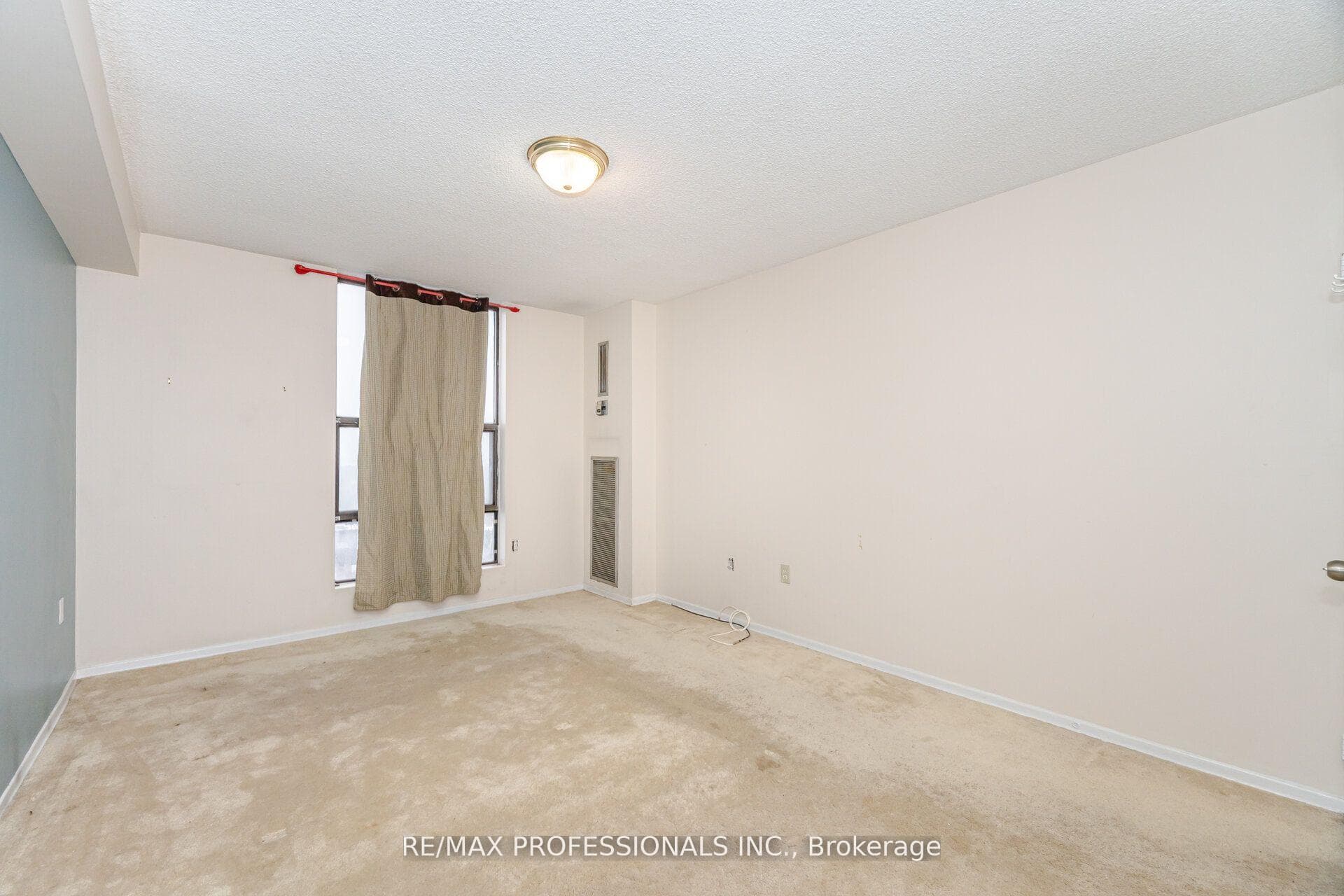 4 Kings Cross Road Unit 1109 photo 18