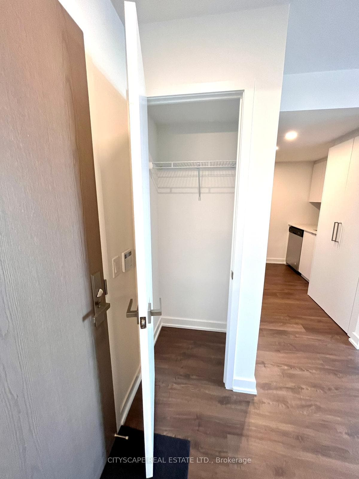 30 Tretti Way Unit 720 photo 3