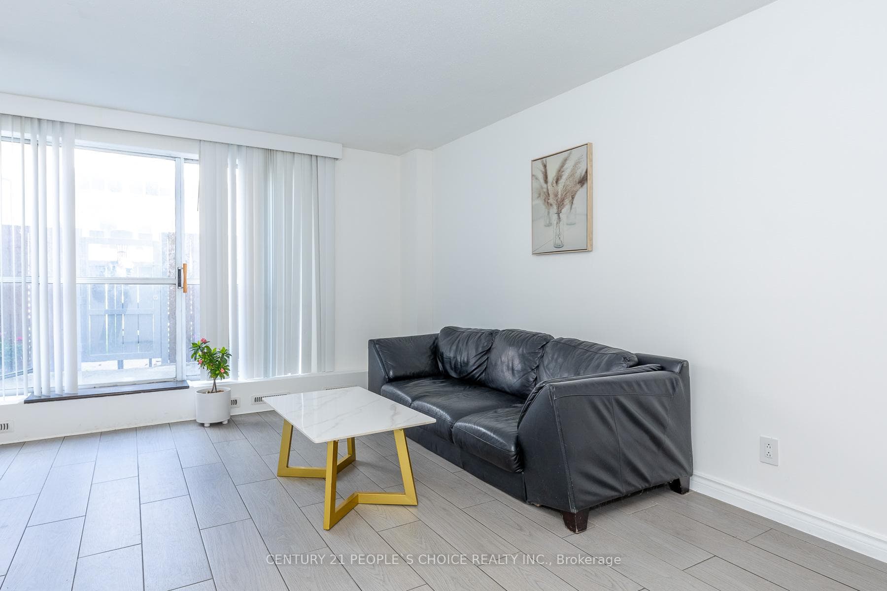 10 Eddystone Avenue Unit 106 photo 11