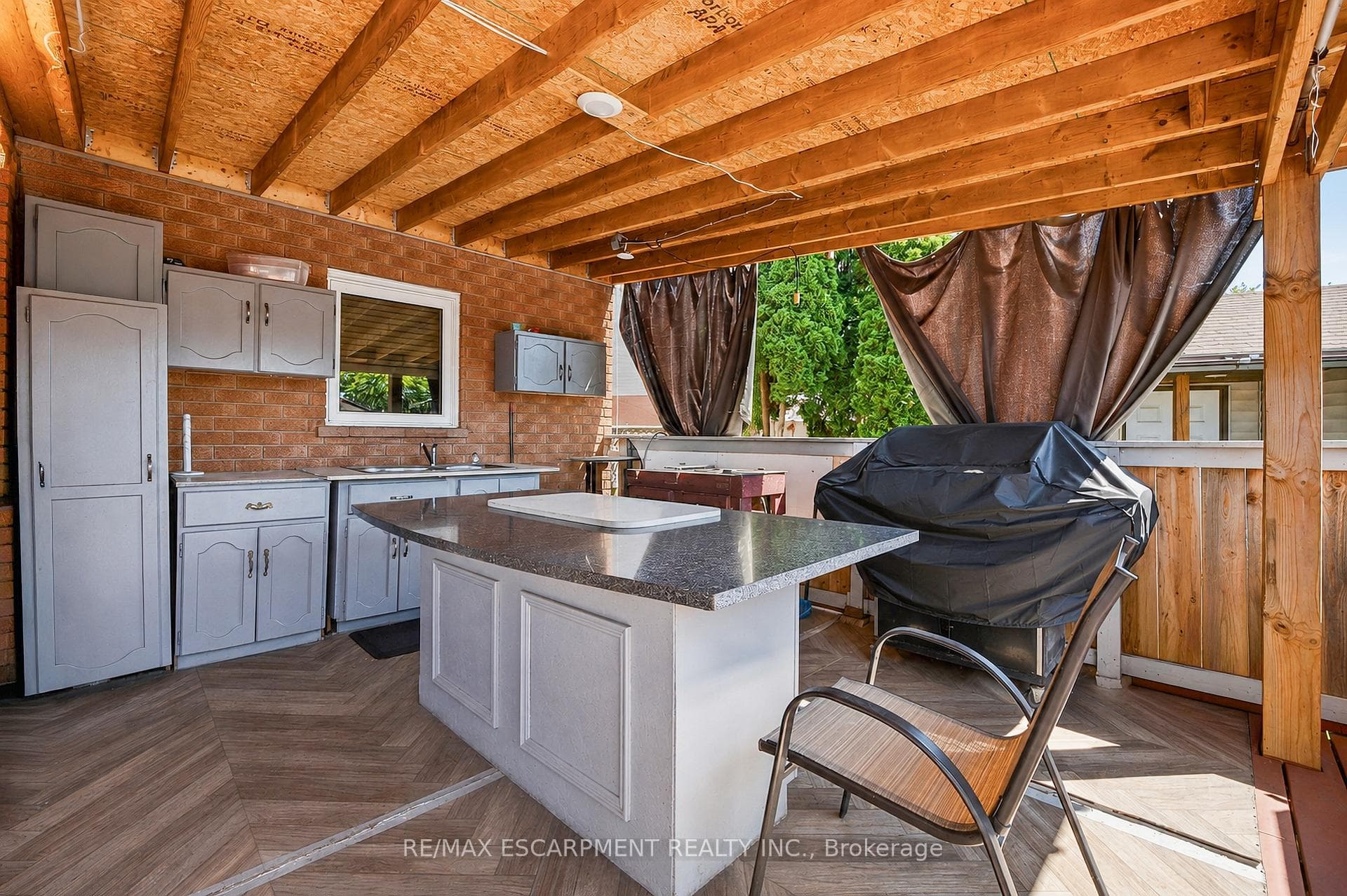 15 Talia Court photo 28