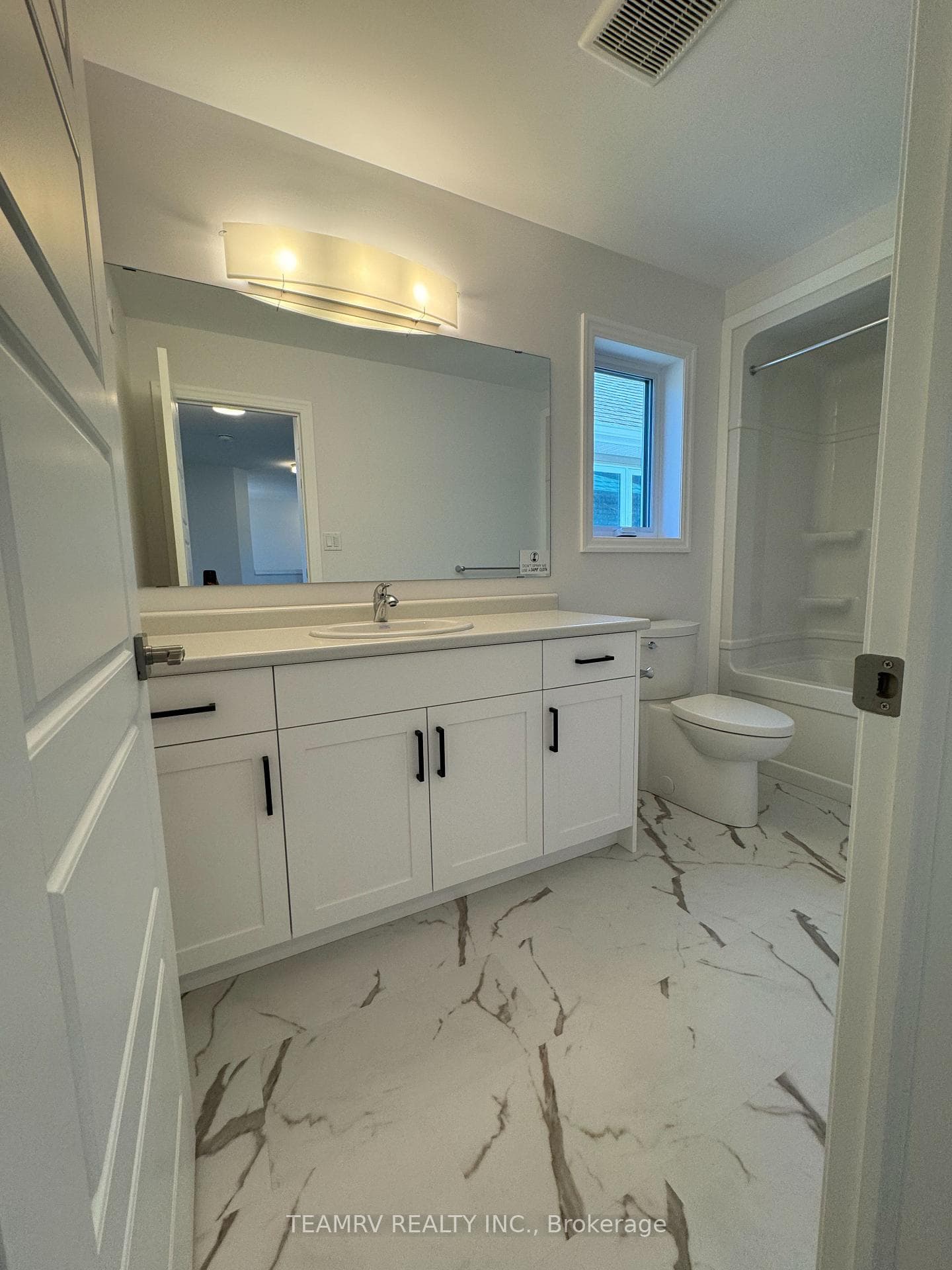 26 SILVERLEAF Path photo 29