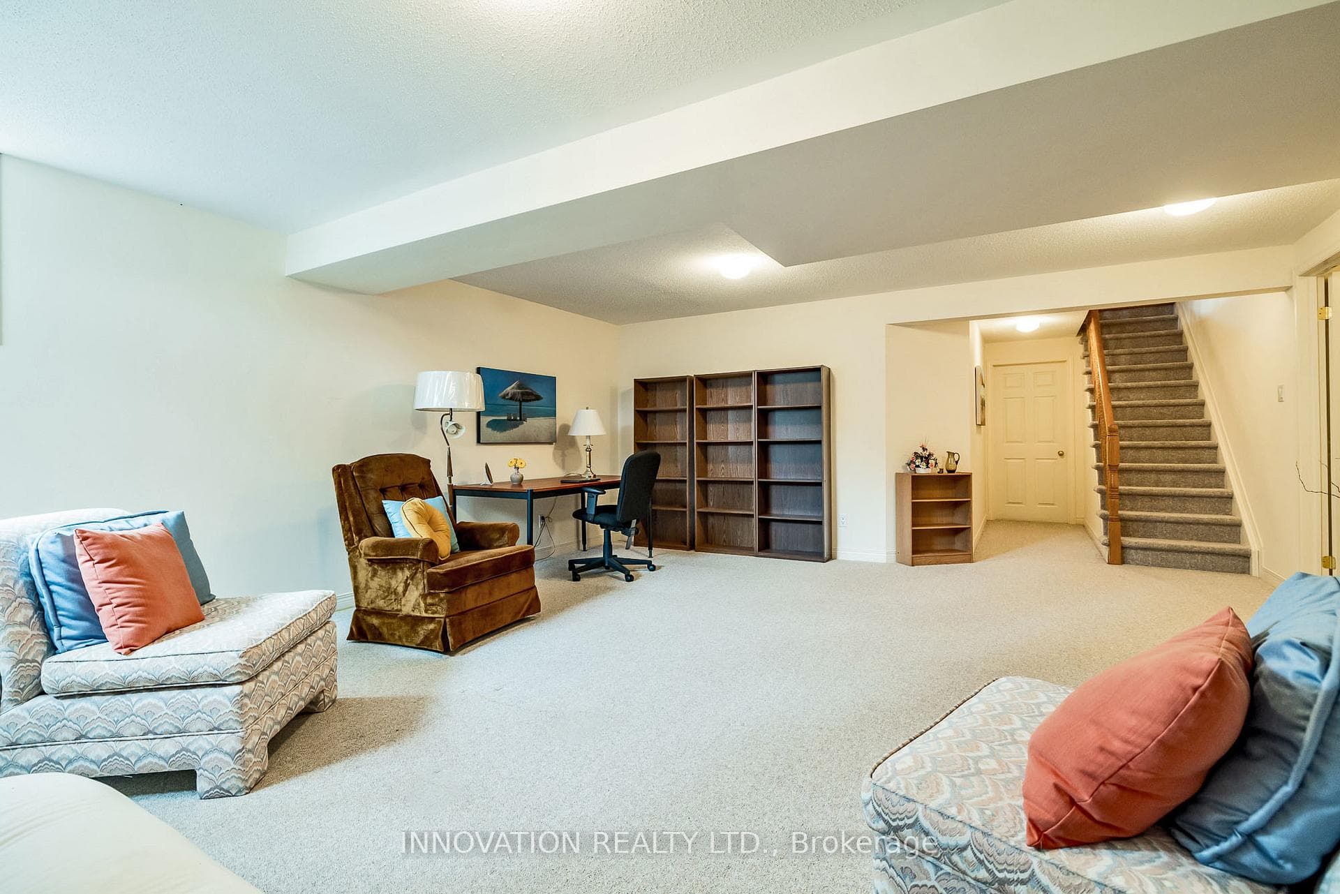 8 NIGHTHAWK Crescent photo 26