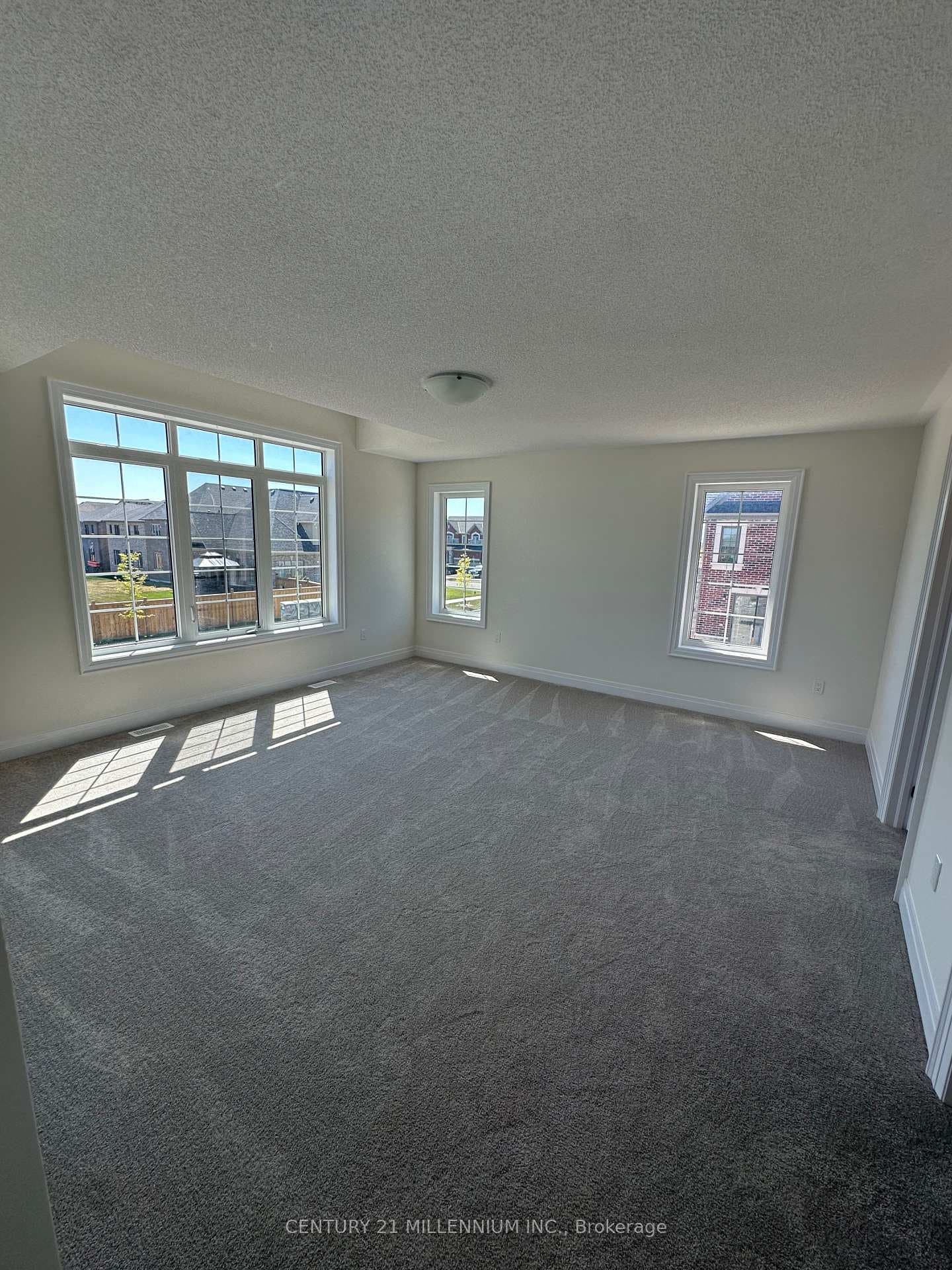 2 Hoad Street photo 18
