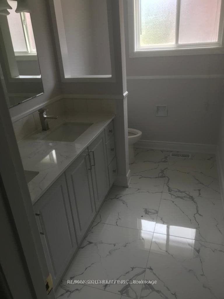 2119 Meadowbrook Road Unit Upper photo 12