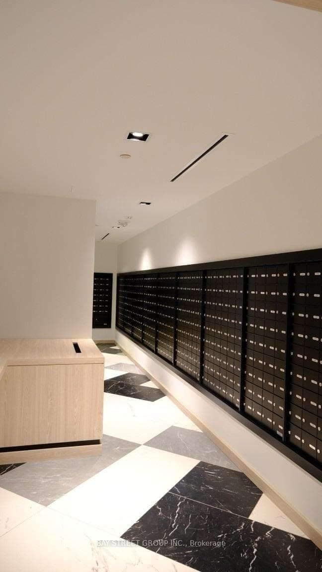 395 Bloor Street Unit 4503 photo 13