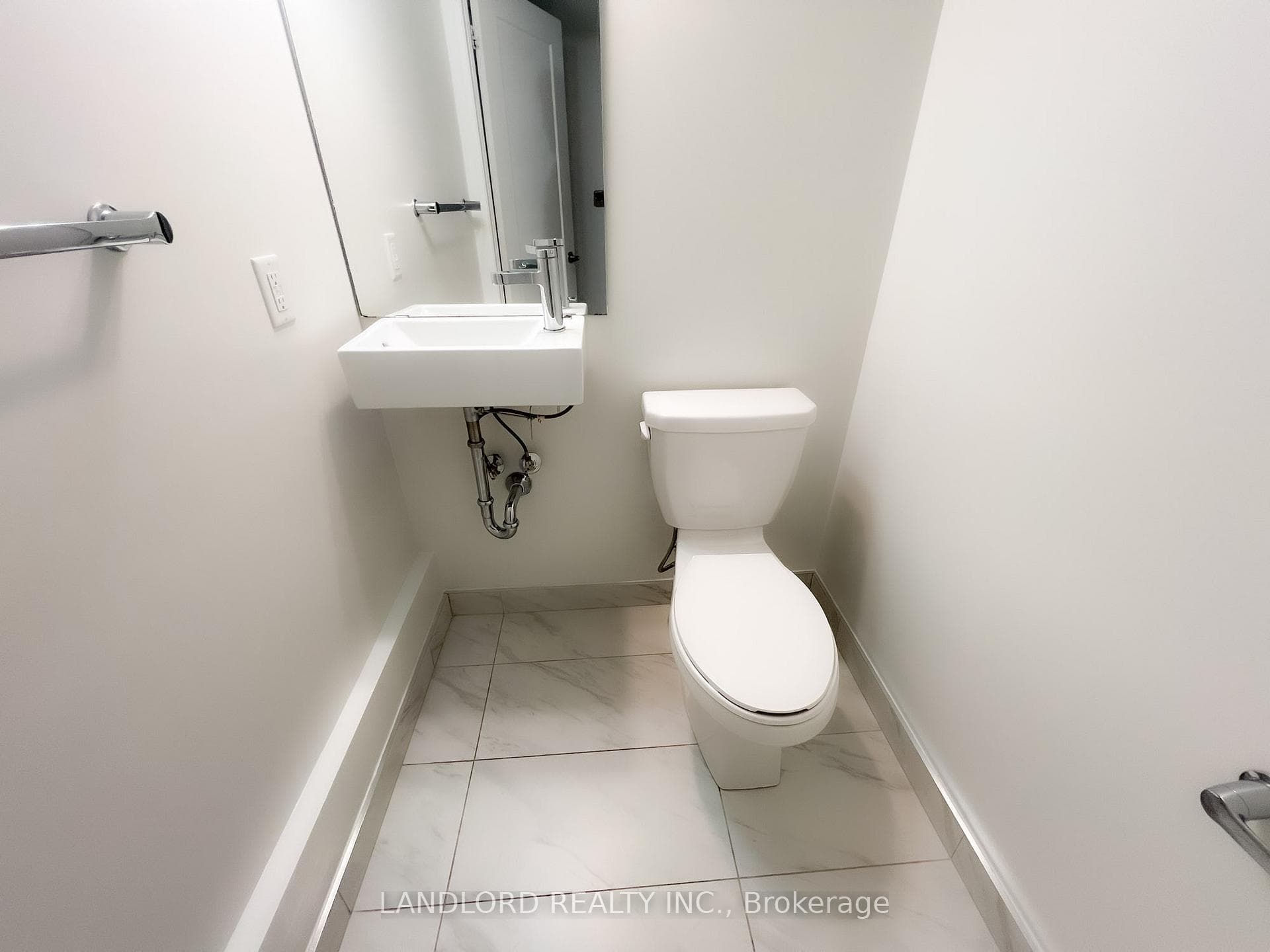 169 Downsview Park Boulevard photo 34