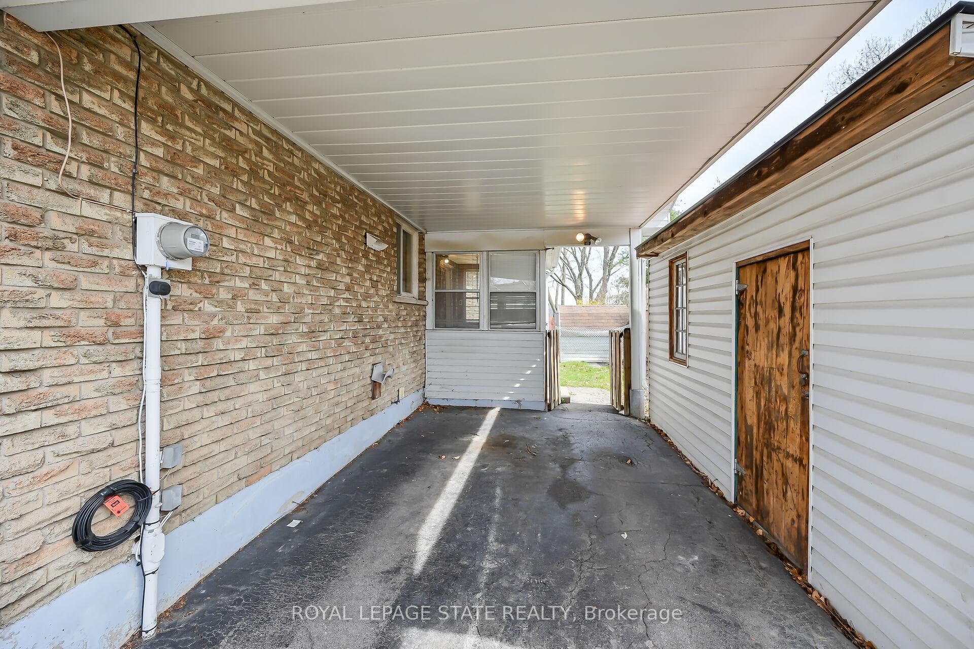 3 Talisman Court photo 34