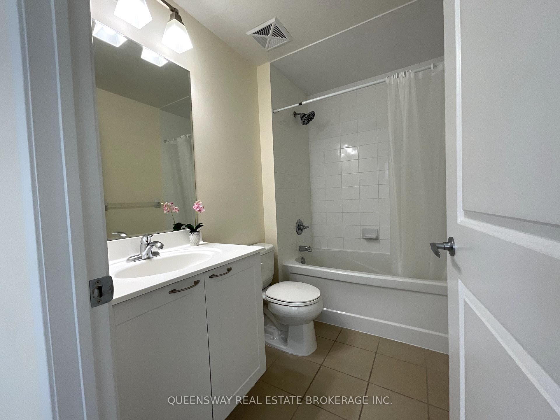 Ensuite Bathroom
