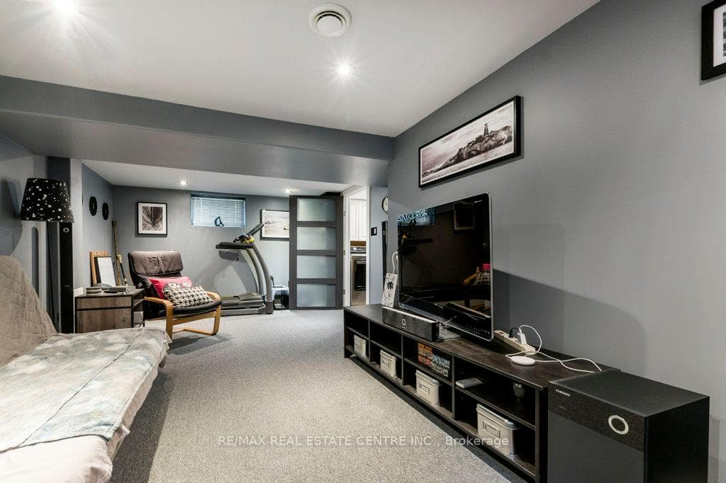 6 Chalmers Street photo 31